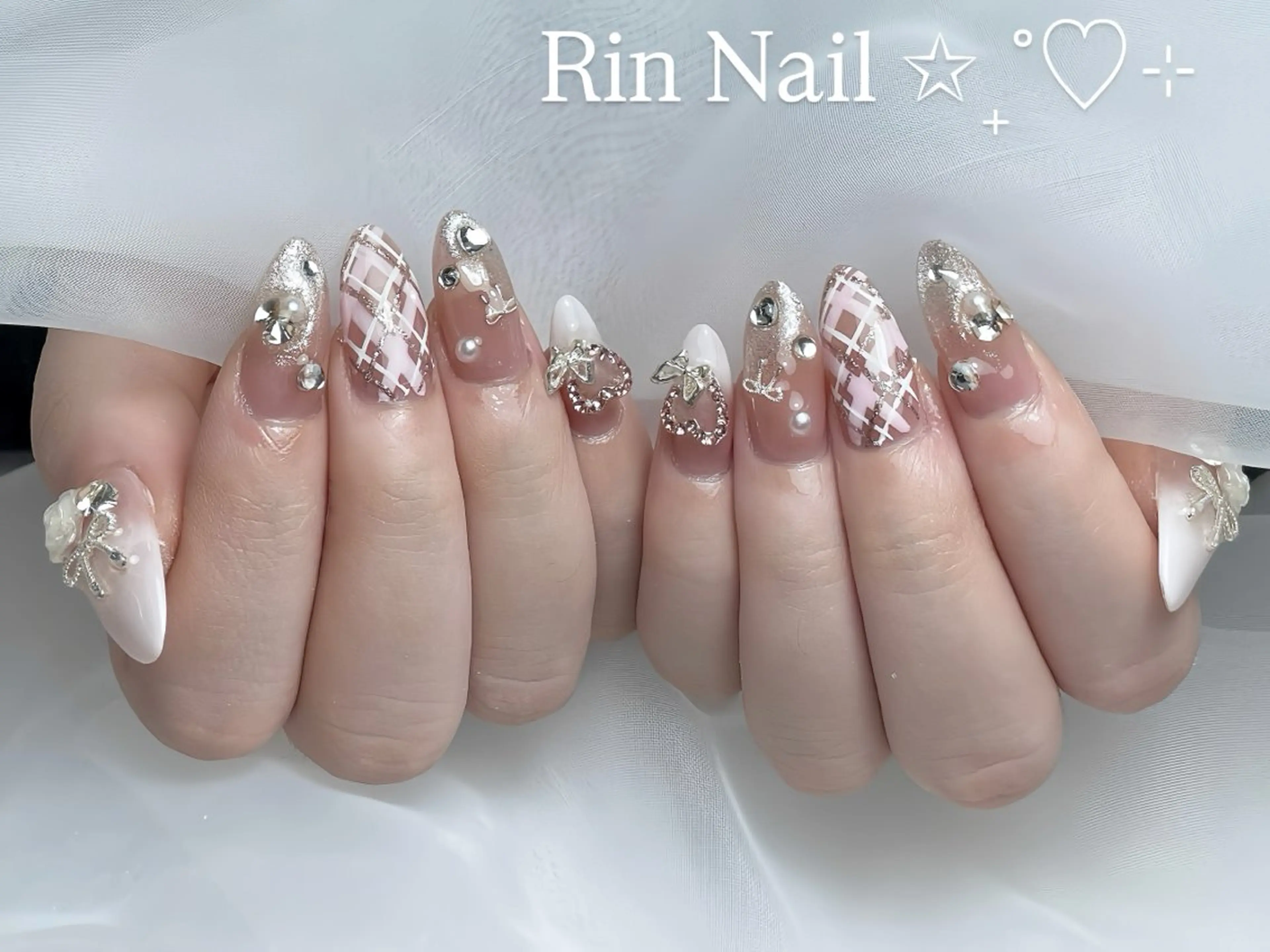 ネイル べっ甲ネイル チークネイル フラッシュネイル フラワーネイル フットネイル ハンドネイル Rin Nail Shinokuboのネイルデザイン