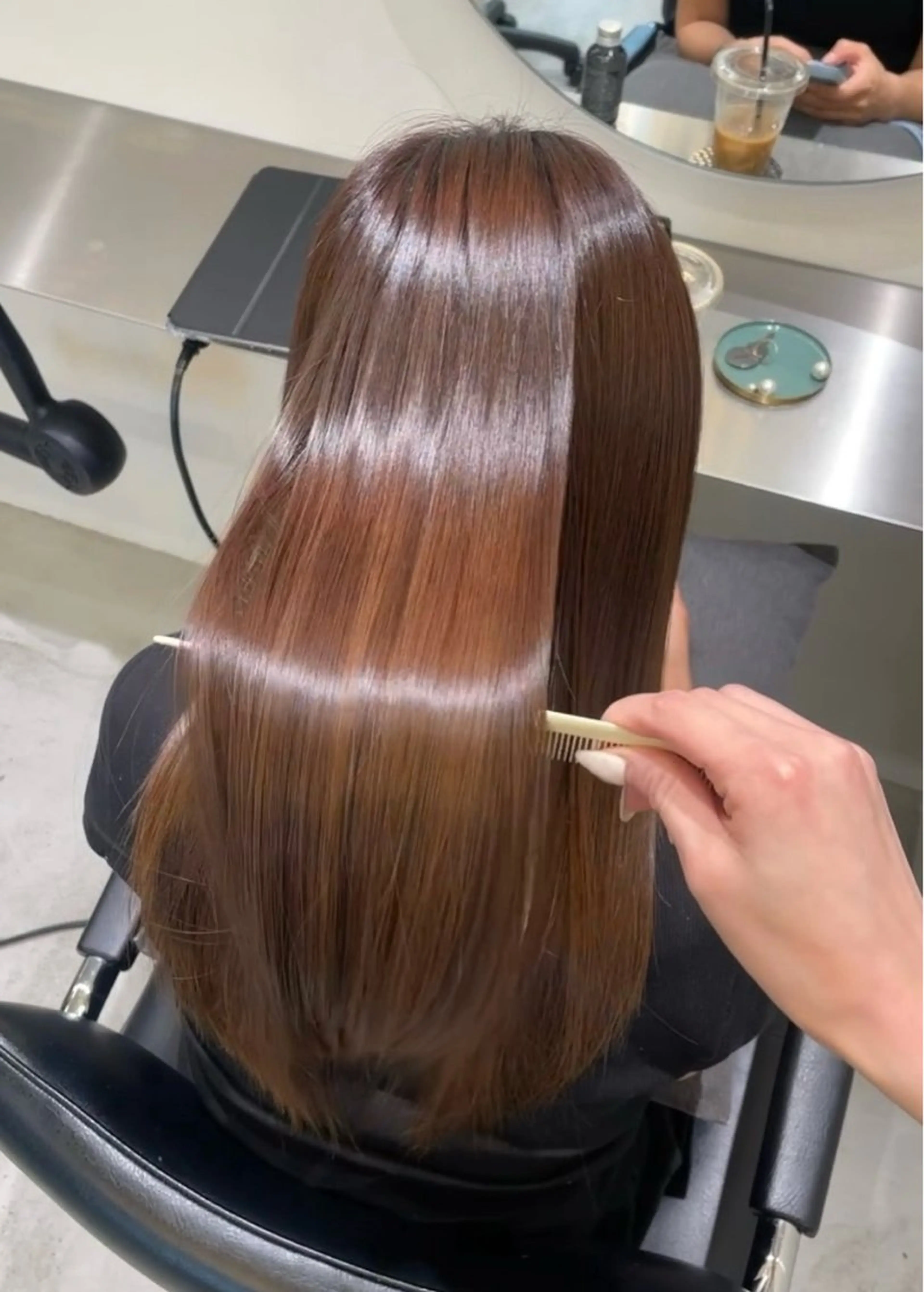 ロング elena byartefice所属・安達 萌花のヘアスタイル