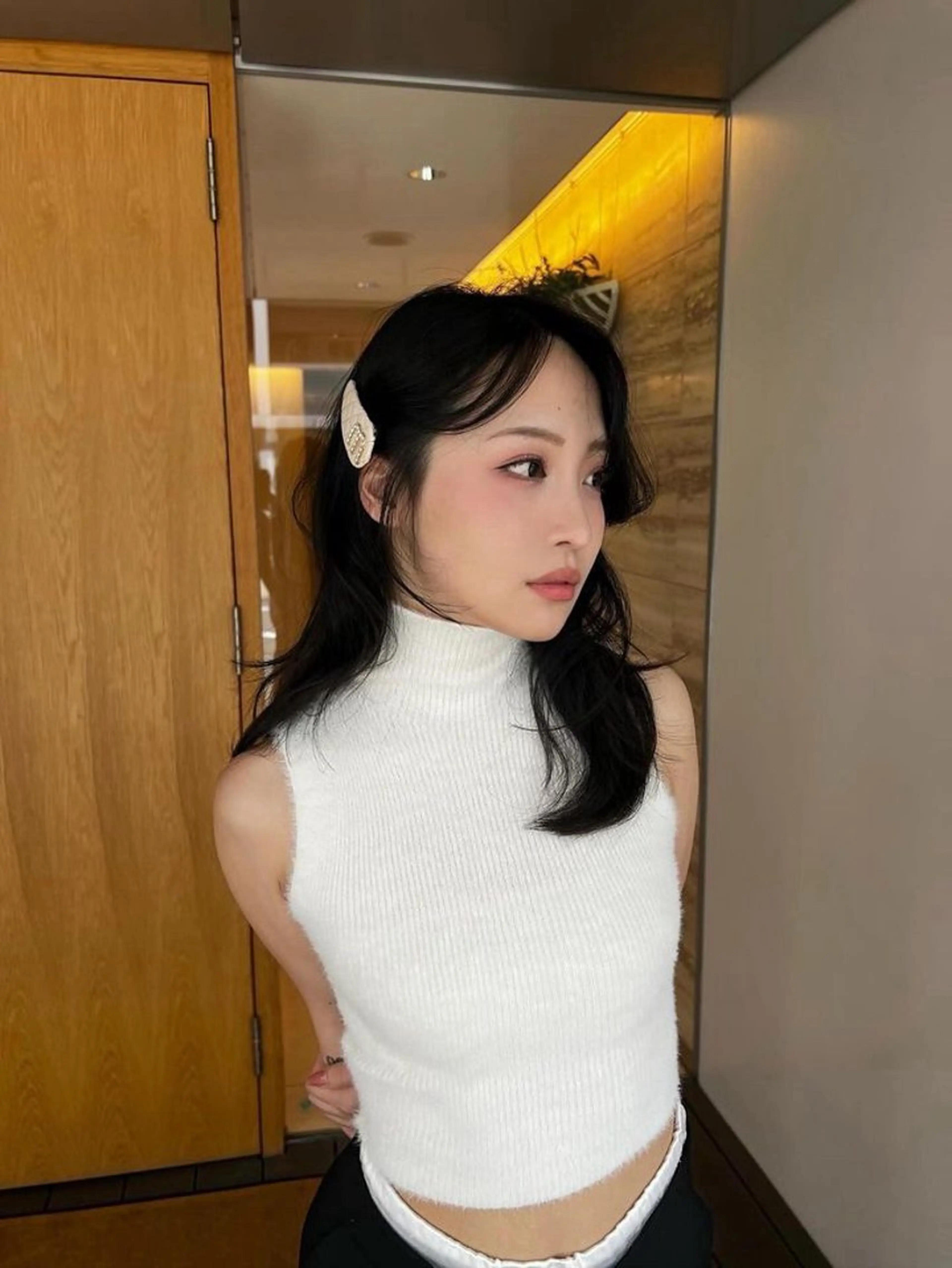 セミロング カラー 顔まわりレイヤー レイヤーカット カット ヘアカラー トリートメント ヘッドスパ ヘアセット 柔らかブラウン/顔周 りレイヤー♡ユウシのヘアスタイル