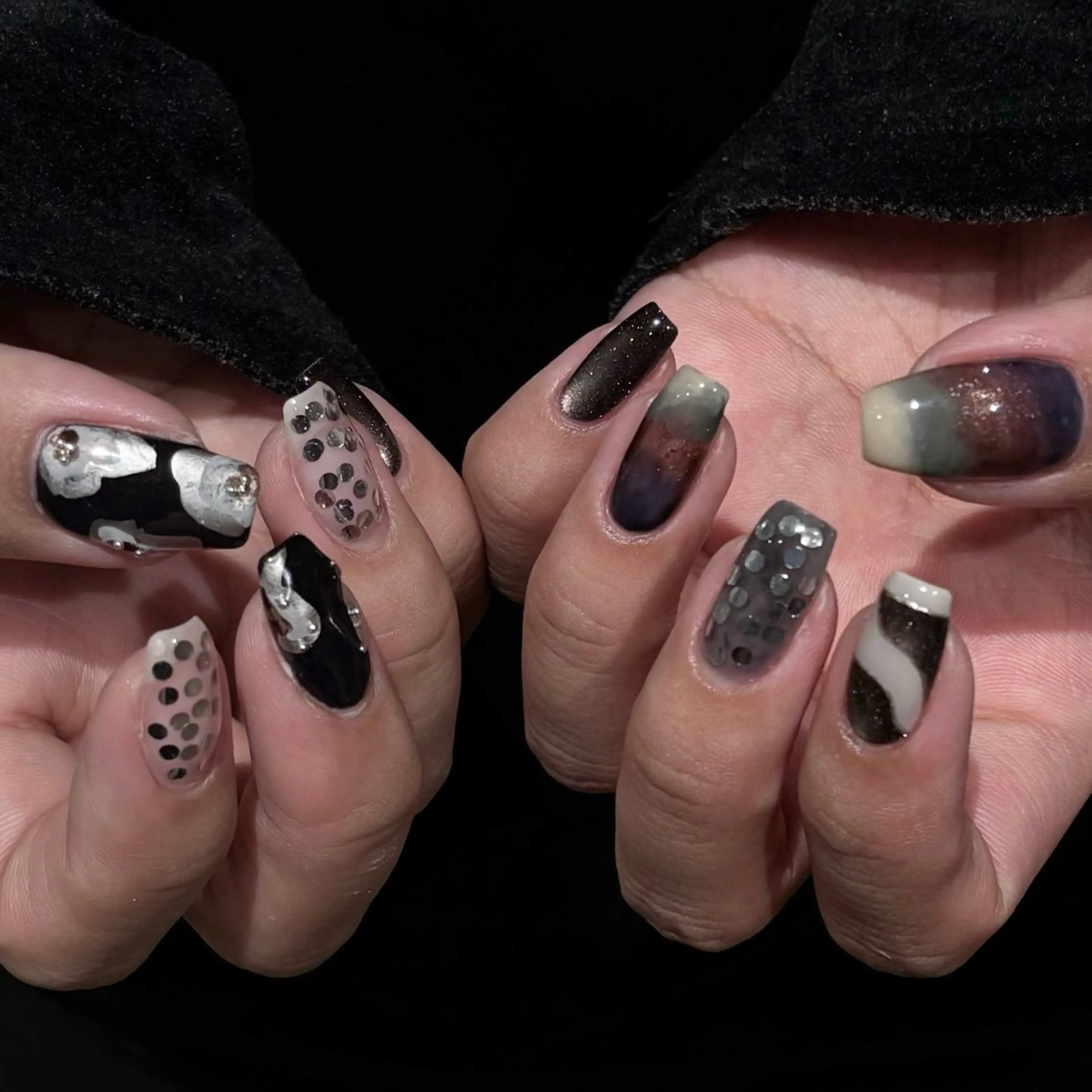 ネイル グラデーション キラキラネイル マグネットネイル ミラーネイル ニュアンスネイル ハンドネイル Bianca名駅店 安田のネイルデザイン