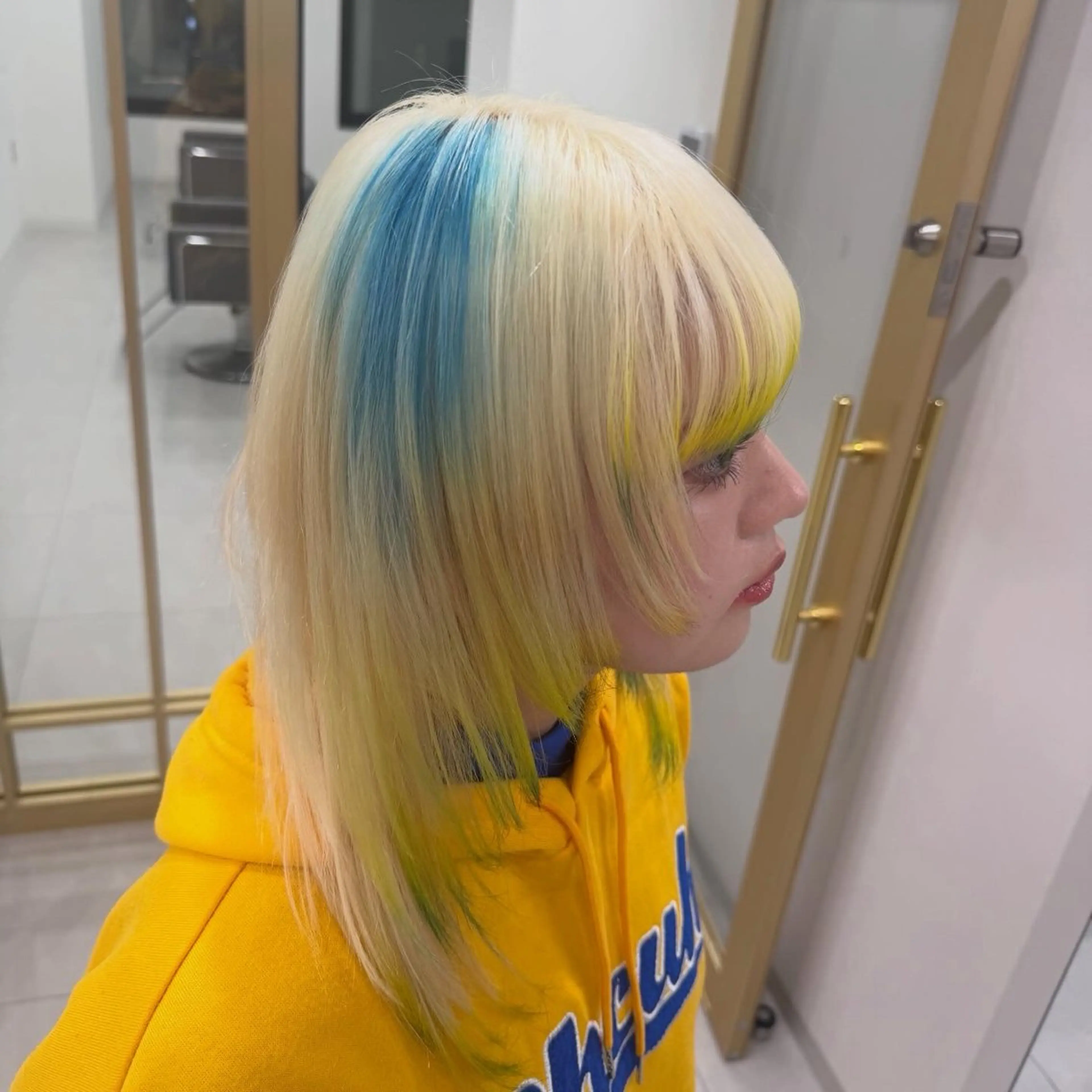 ミディアム カラー coco ハルヒのヘアスタイル