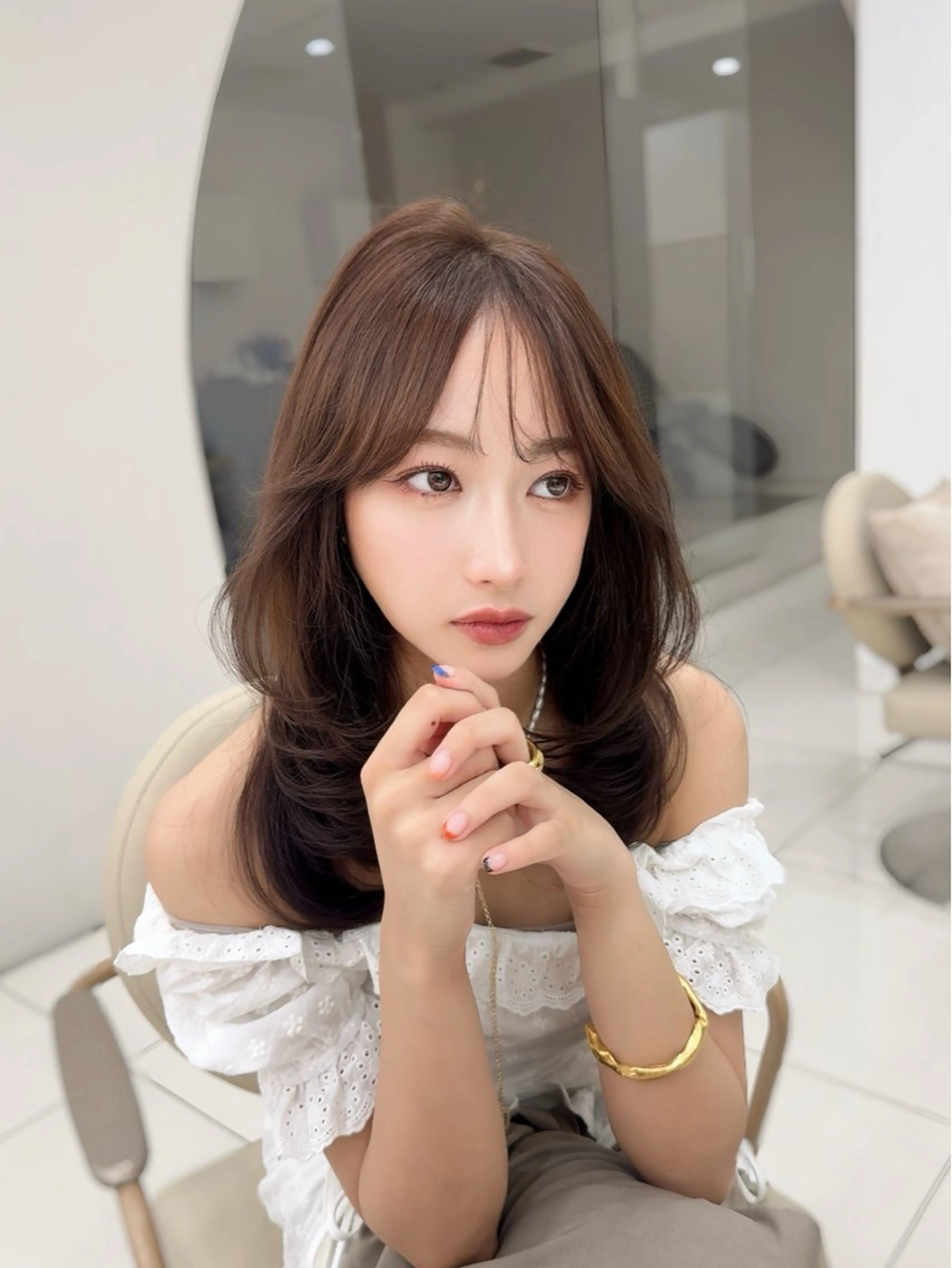 セミロング ami 大人モテ/レイヤーのヘアスタイル