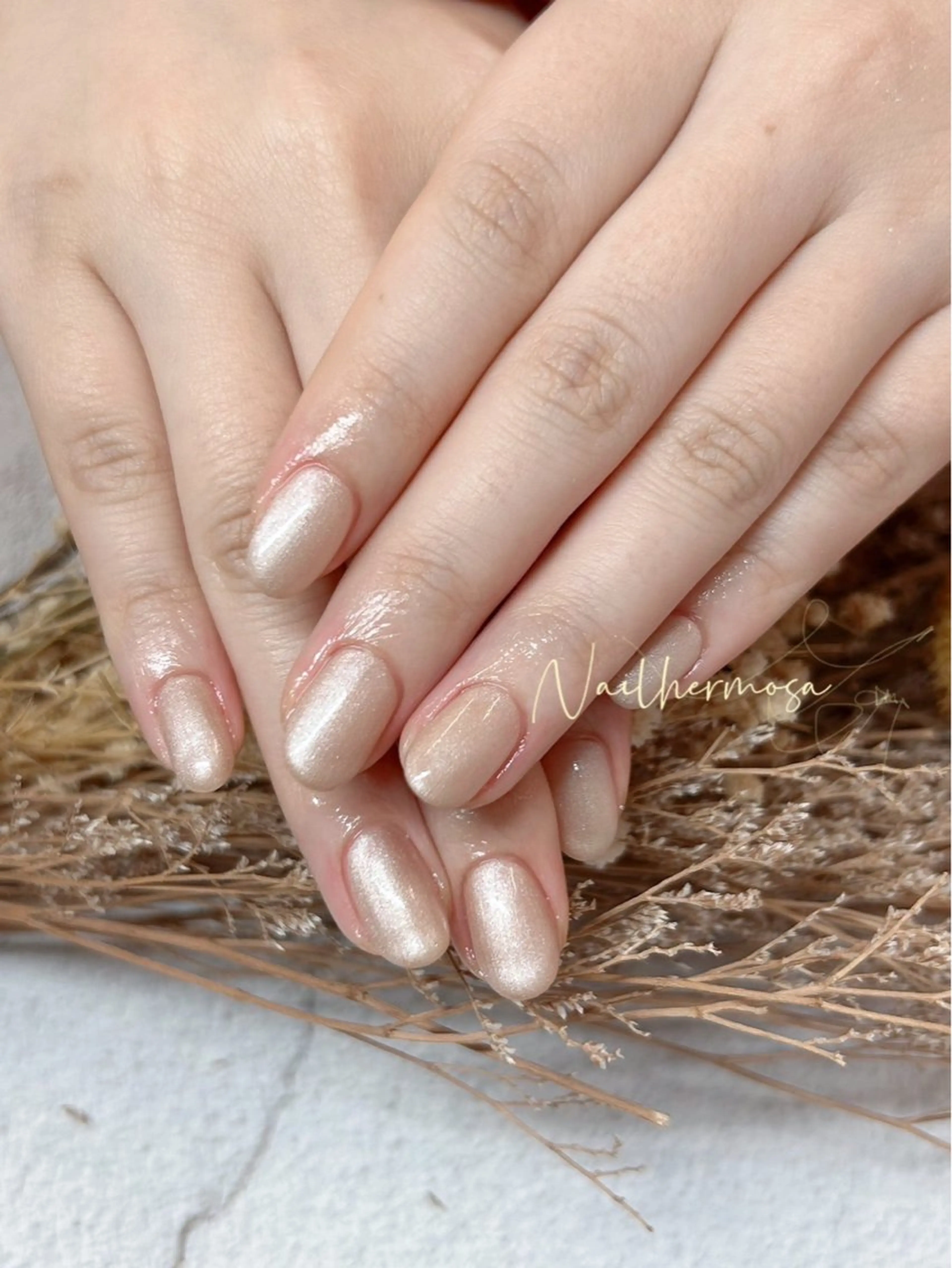 ネイル 長さ出し フラッシュネイル フットネイル ジェルネイル マグネットネイル ハンドネイル エルモサ YURIKAのネイルデザイン