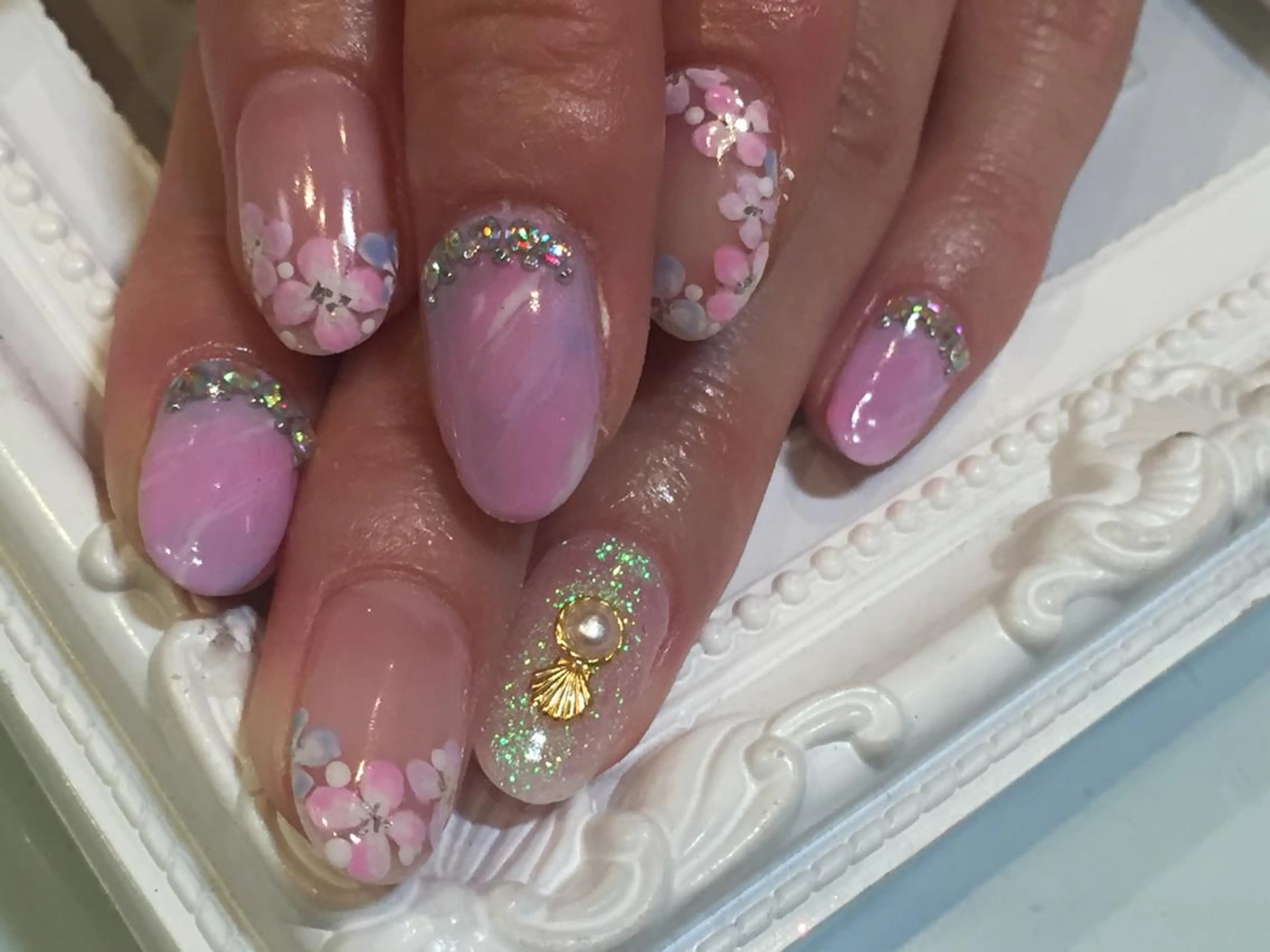 ネイル Nest 三田のマツエク・マツパデザイン