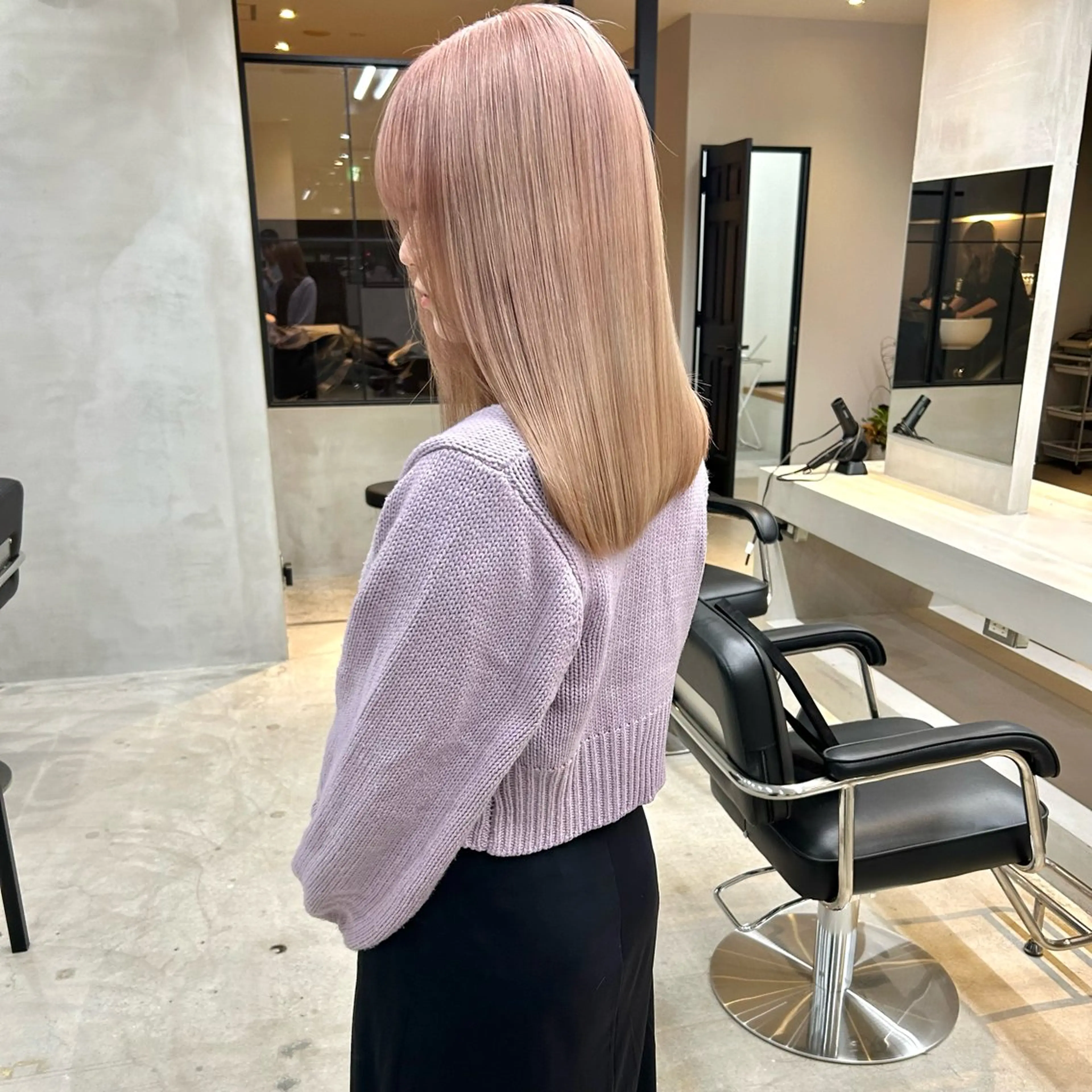 ミディアム カラー mood tatemachiのヘアスタイル