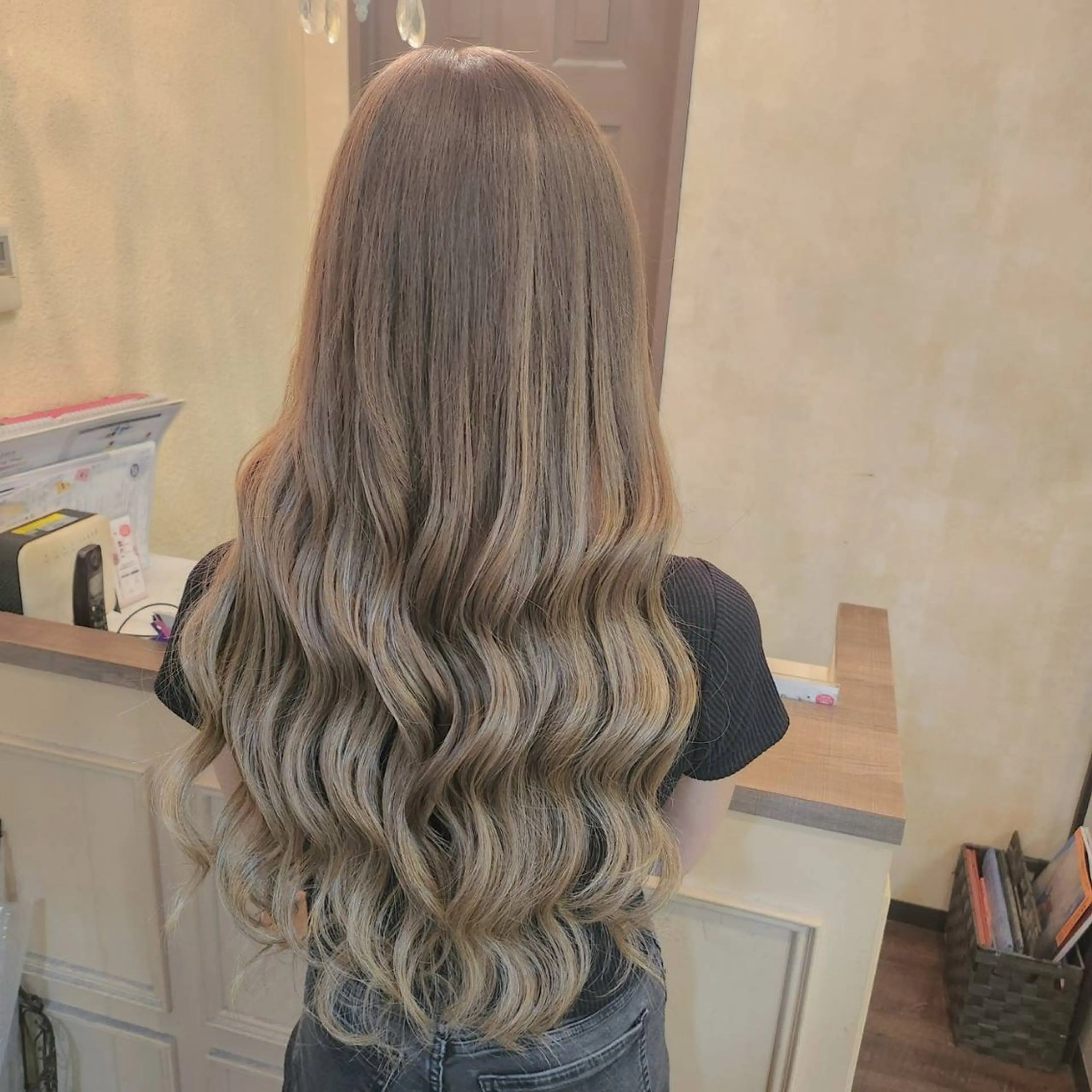 ロング ヘアアレンジ シールエクステ アッシュ エクステ ロング カット エクステ MagicMush ✴︎シールエクステのヘアスタイル