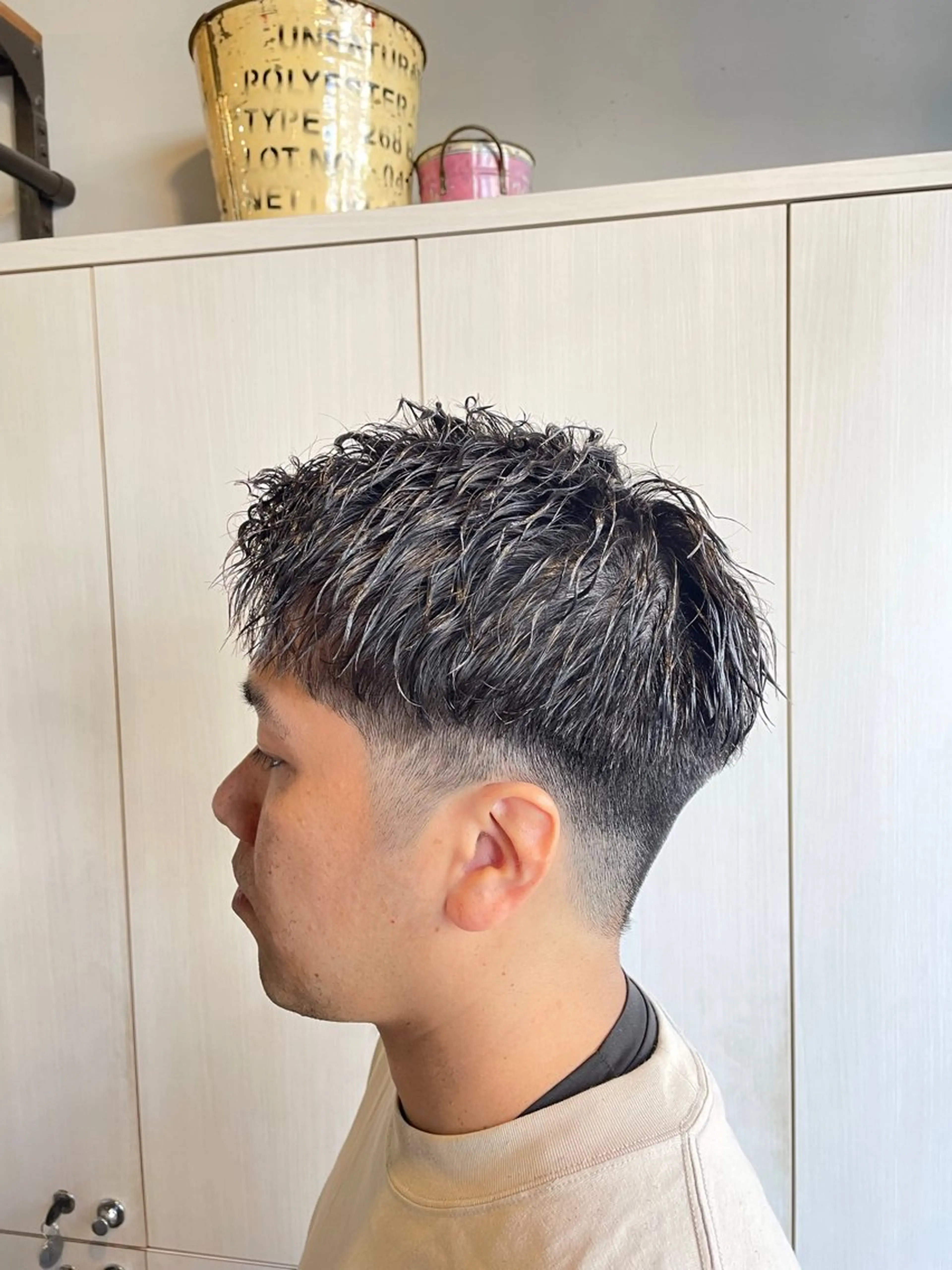ショート パーマ メンズ メンズパーマ メンズツイストパーマ ショートヘア ツイストパーマ サトウ コウキ  メンズのヘアスタイル