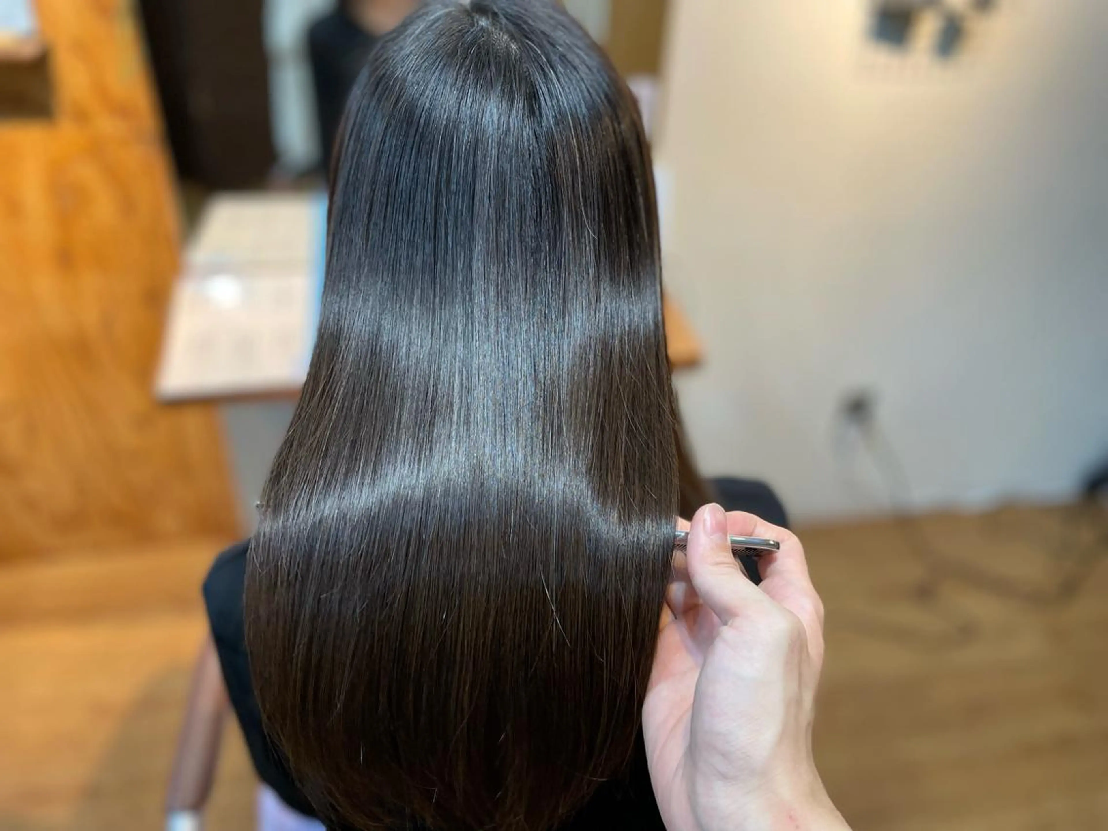 ロング ケアカラー トリートメント 髪質改善✨自由が丘 札辻　拓未のヘアスタイル