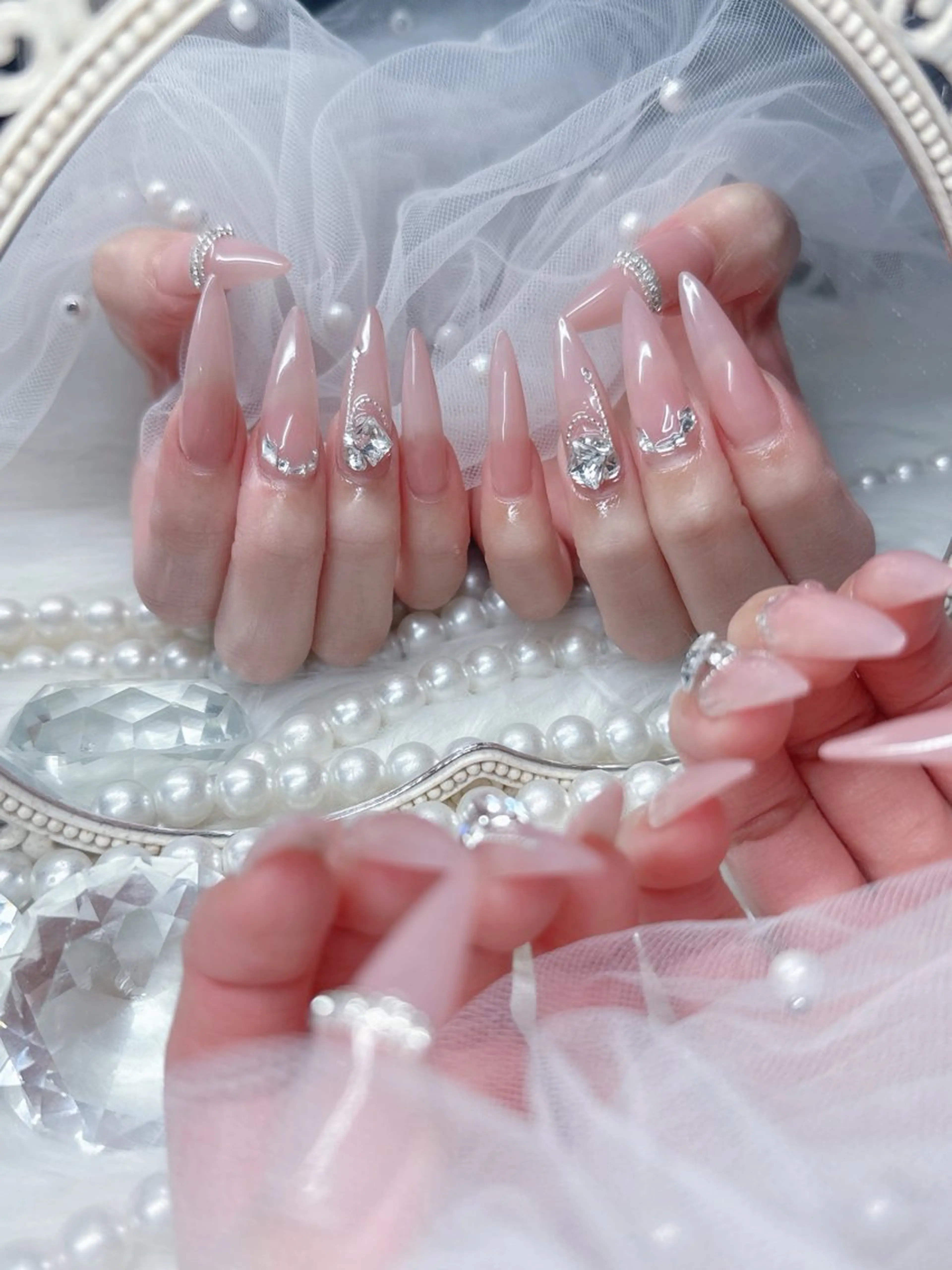 ネイル ハンドネイル Yudia Minoriのネイルデザイン