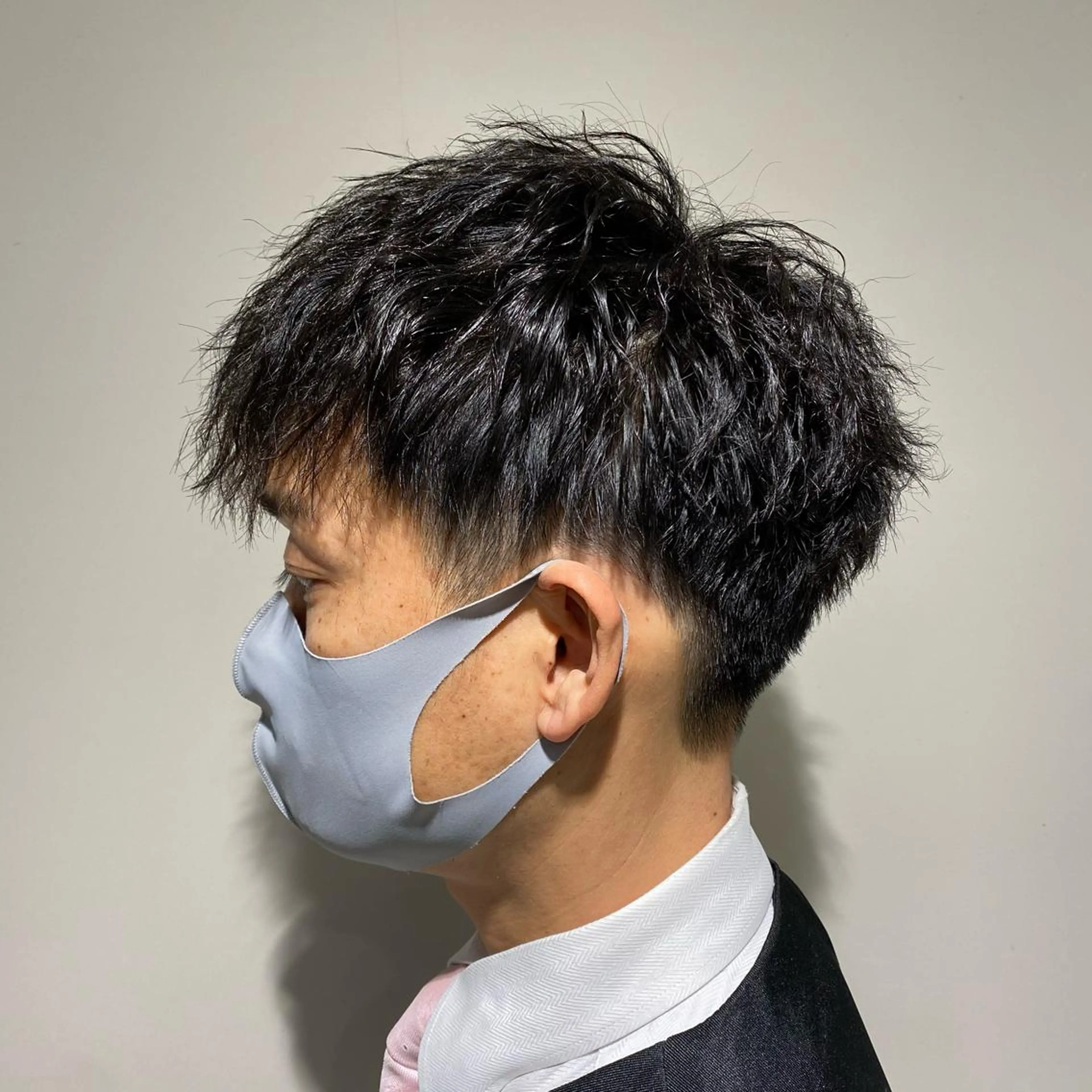 ショート パーマ メンズ 橋本 琉磨のヘアスタイル