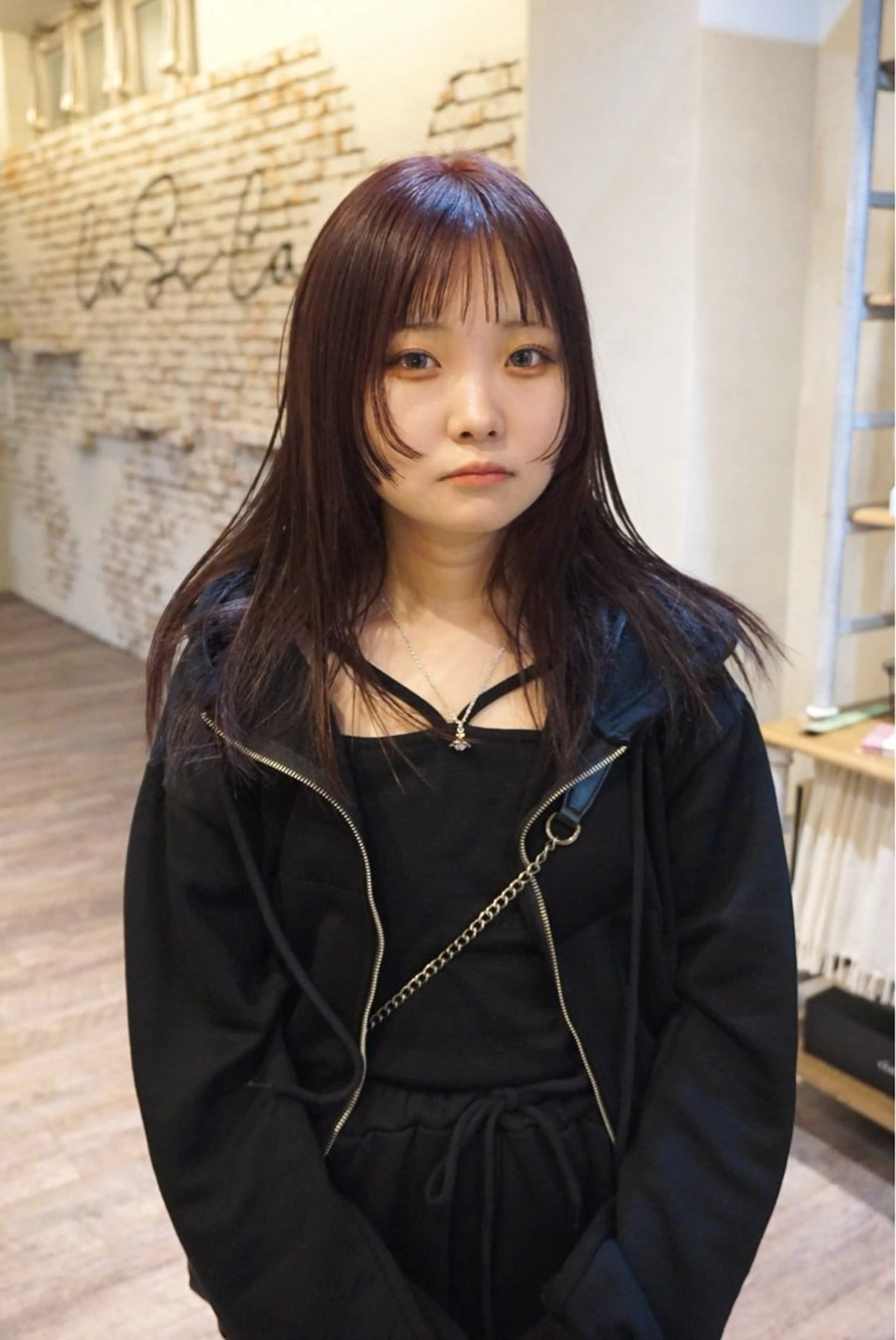 ショート カラー レッドカラー 顔周りカット オン眉 デザインパーマ 藤田和樹のヘアスタイル