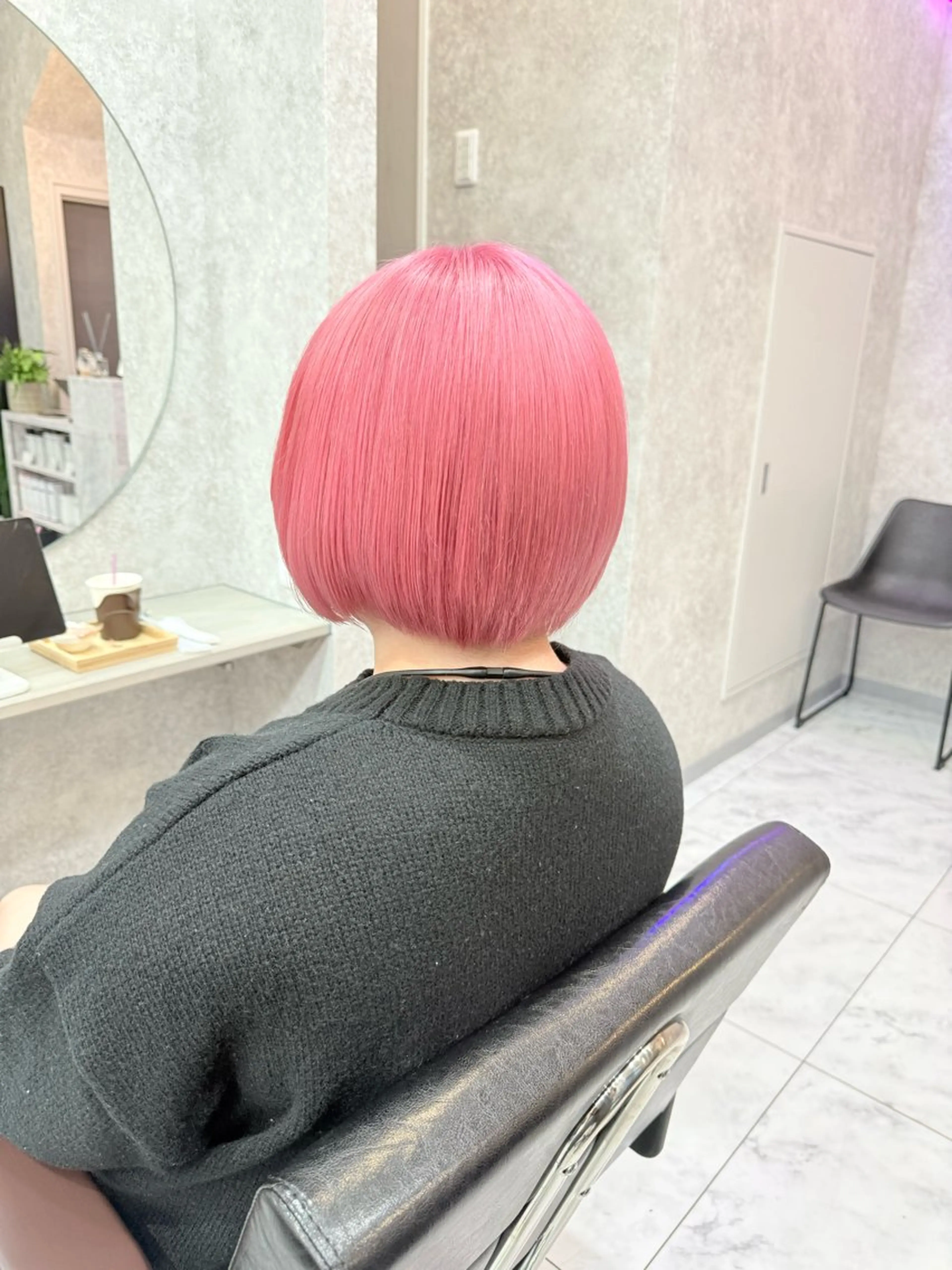 ショート カラー 🌺ハイトーン🌺 矢葺 なぎさ🌺🌺のヘアスタイル