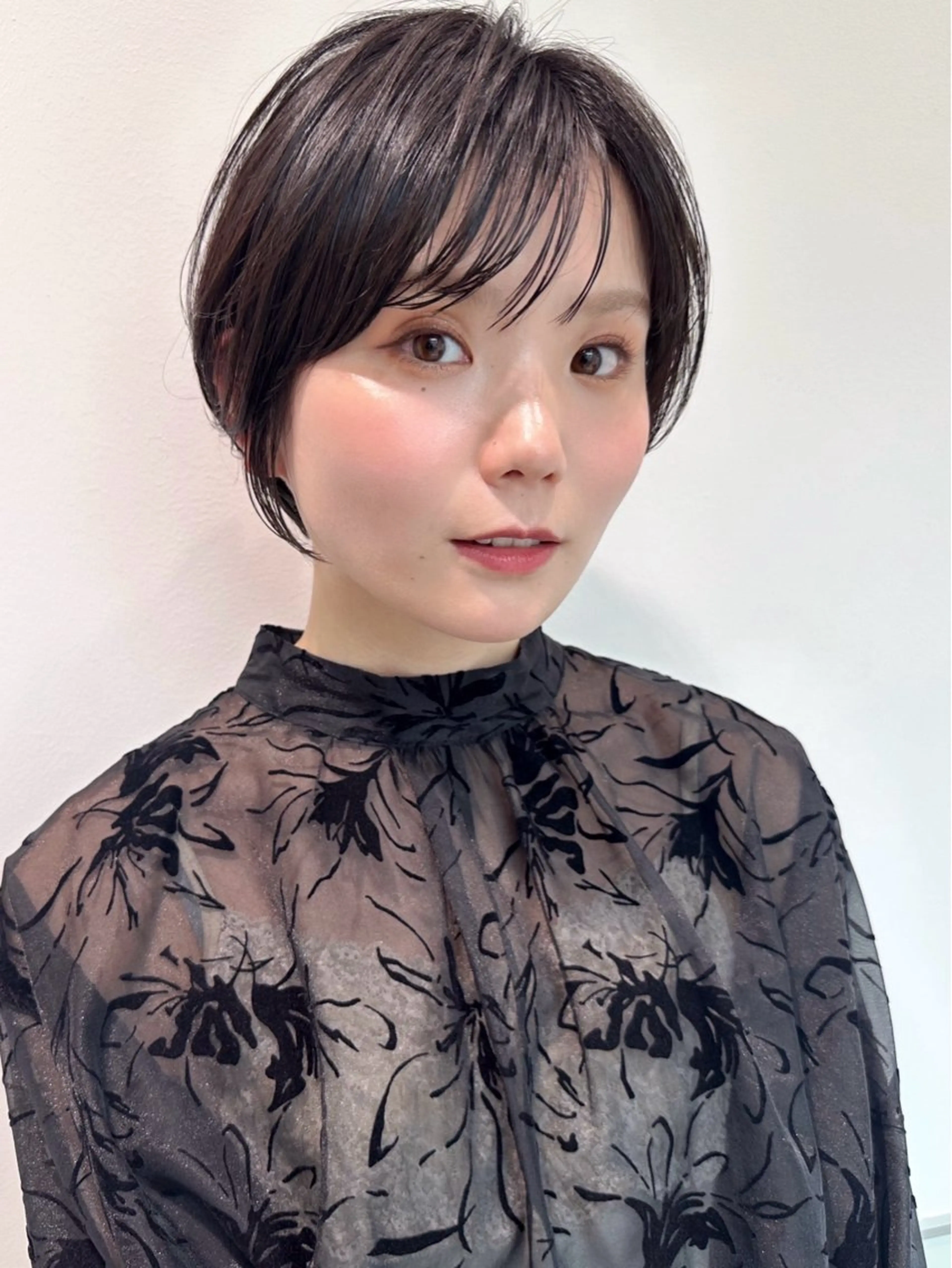 ショート カラー 透明感カラー 顔周りカット レイヤーカット ショートヘア トリートメント カット トリートメント 🩰ナチュラル可愛い kamicare🩰のヘアスタイル