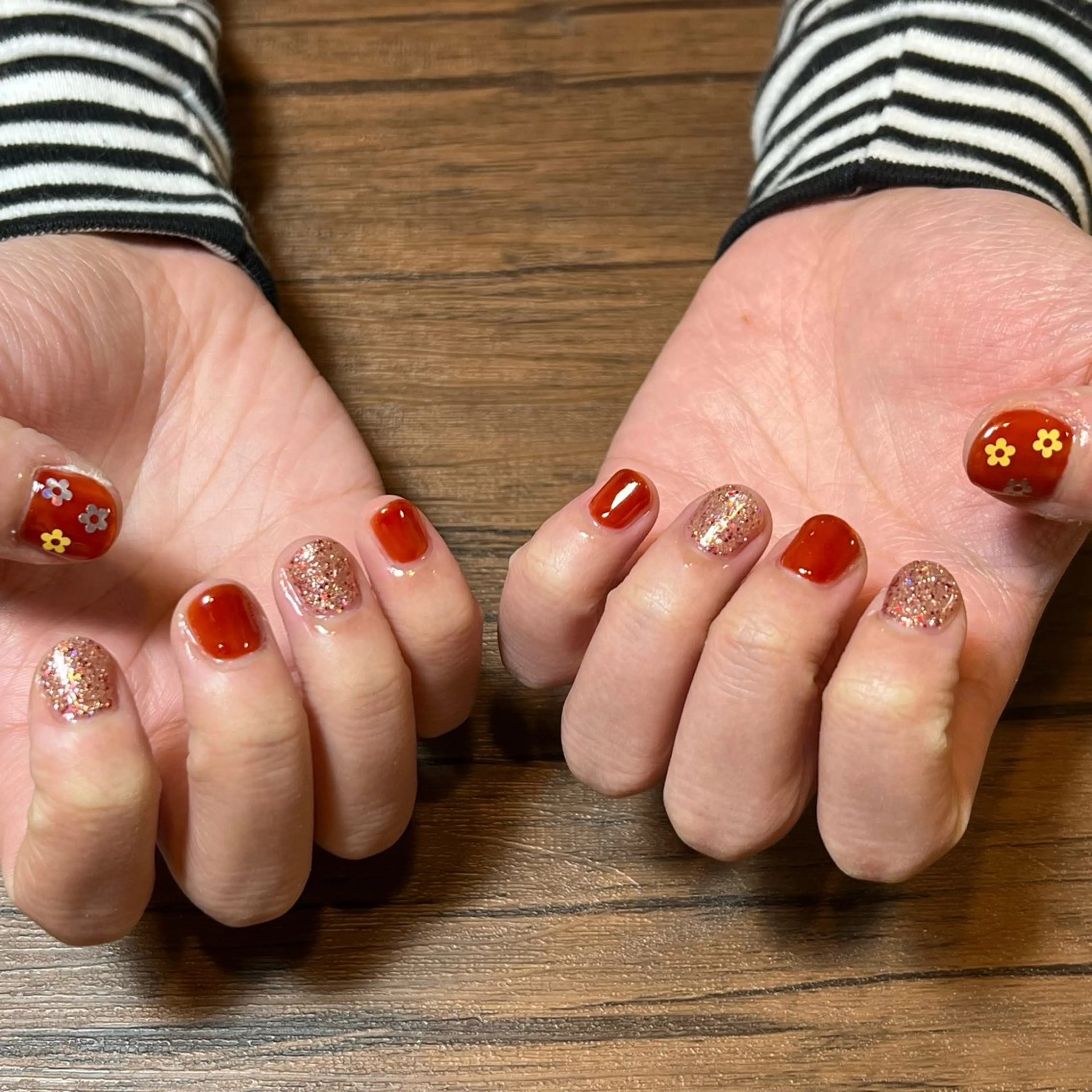 ネイル HENRIETTA NAILSALONのネイルデザイン