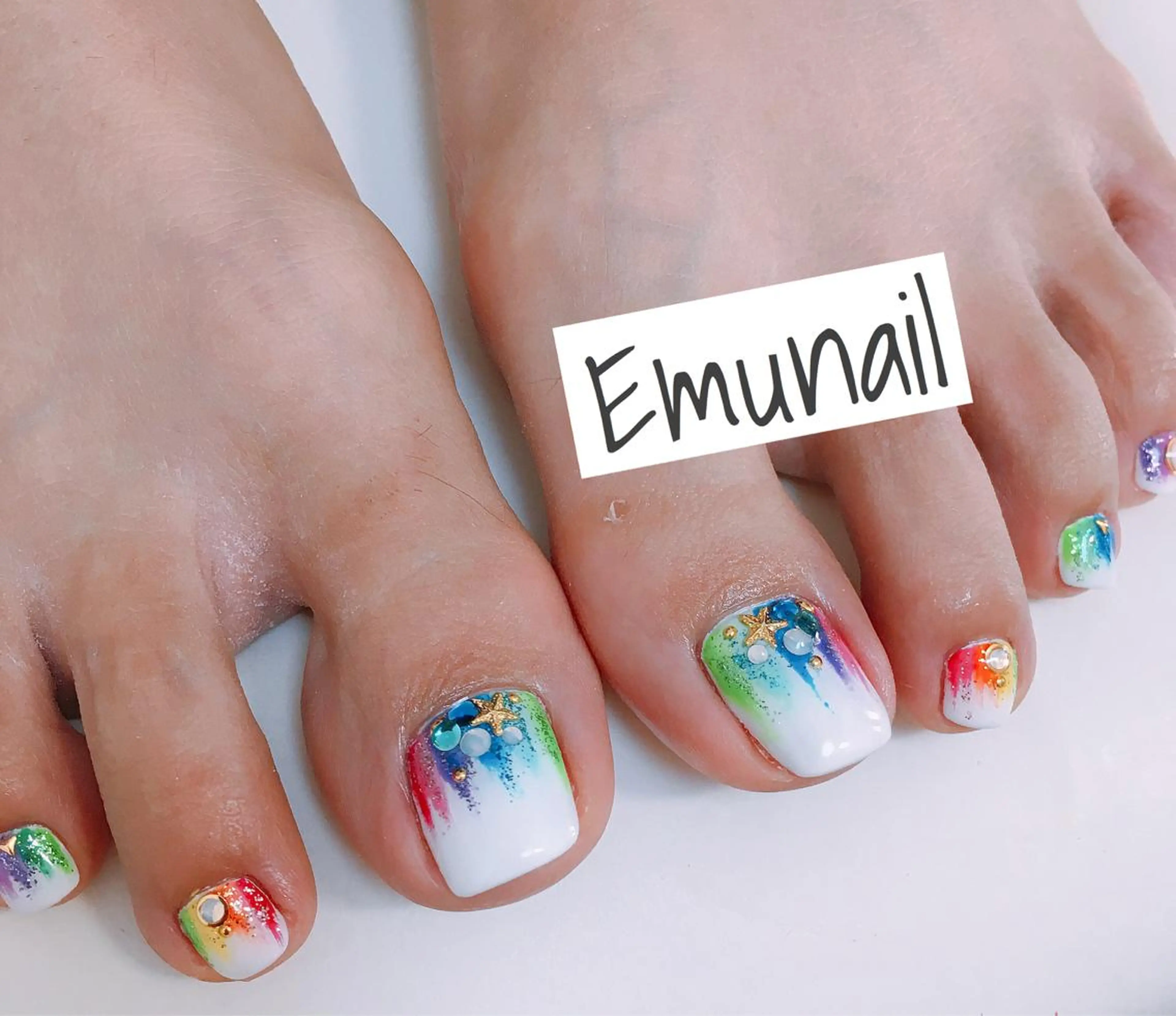ネイル フットネイル Emu Nailのネイルデザイン