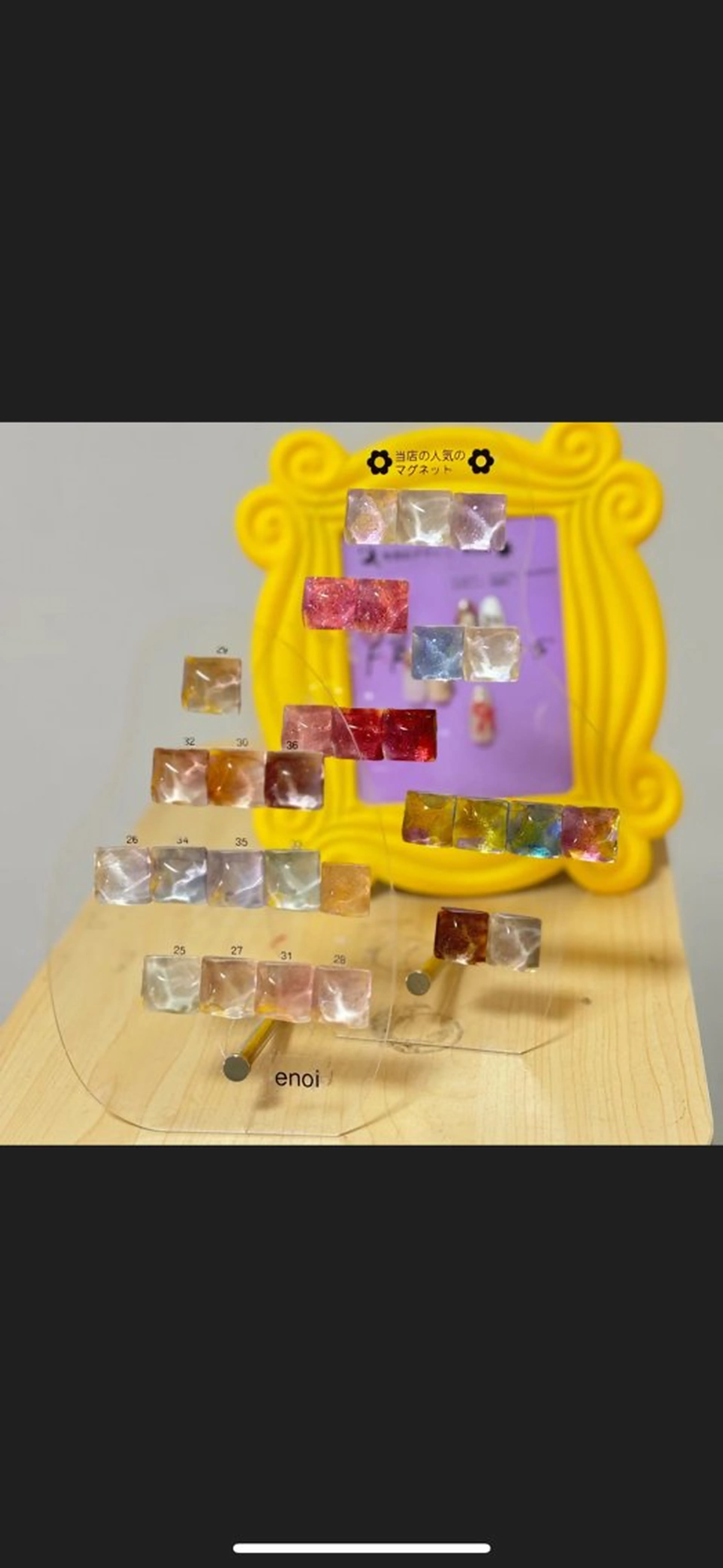 ネイル フラッシュネイル マグネットネイル ハンドネイル RE💟N.NAIL ラテン系お姉さんのネイルデザイン