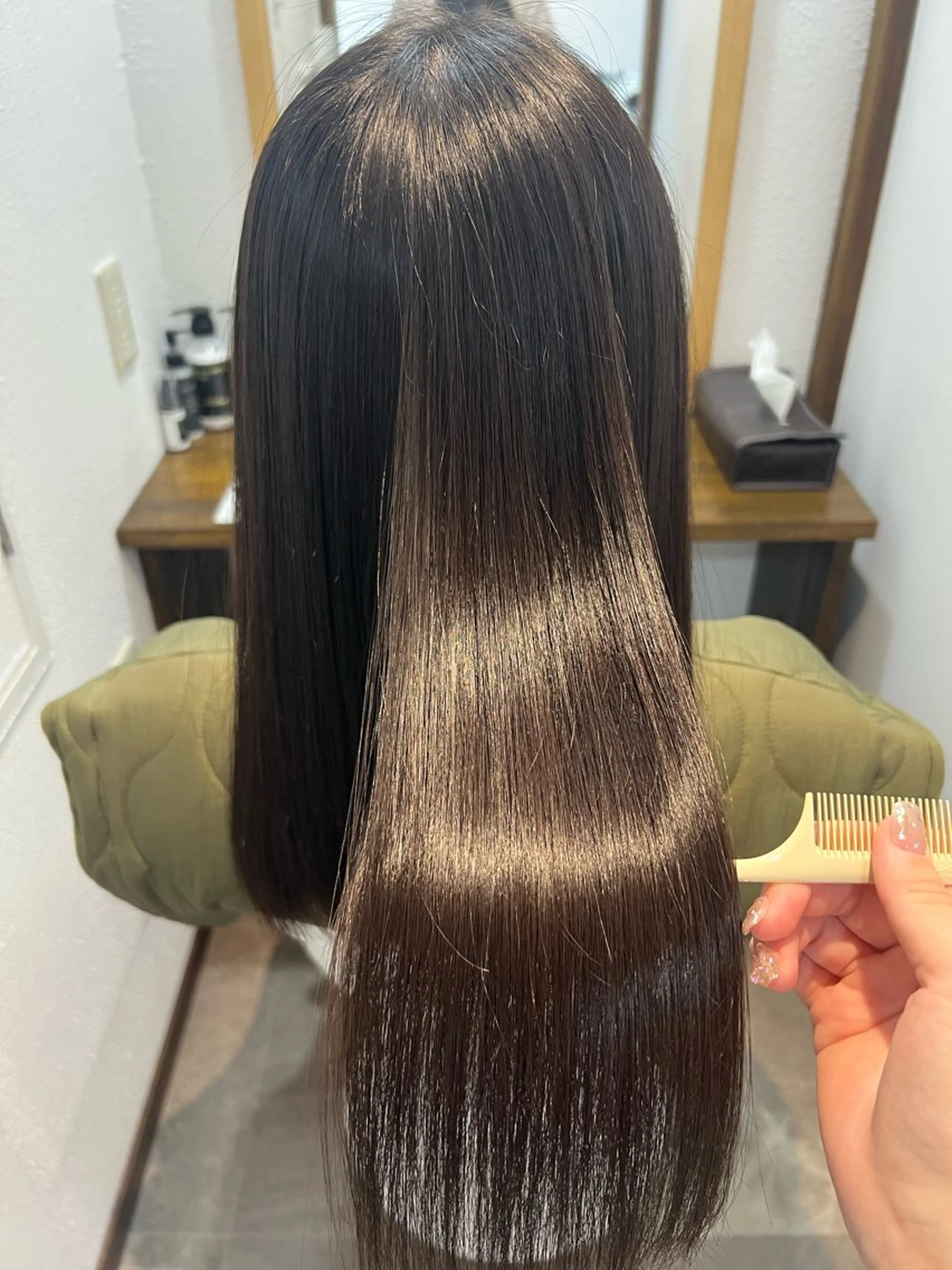 ロング 刀根 梓織のヘアスタイル