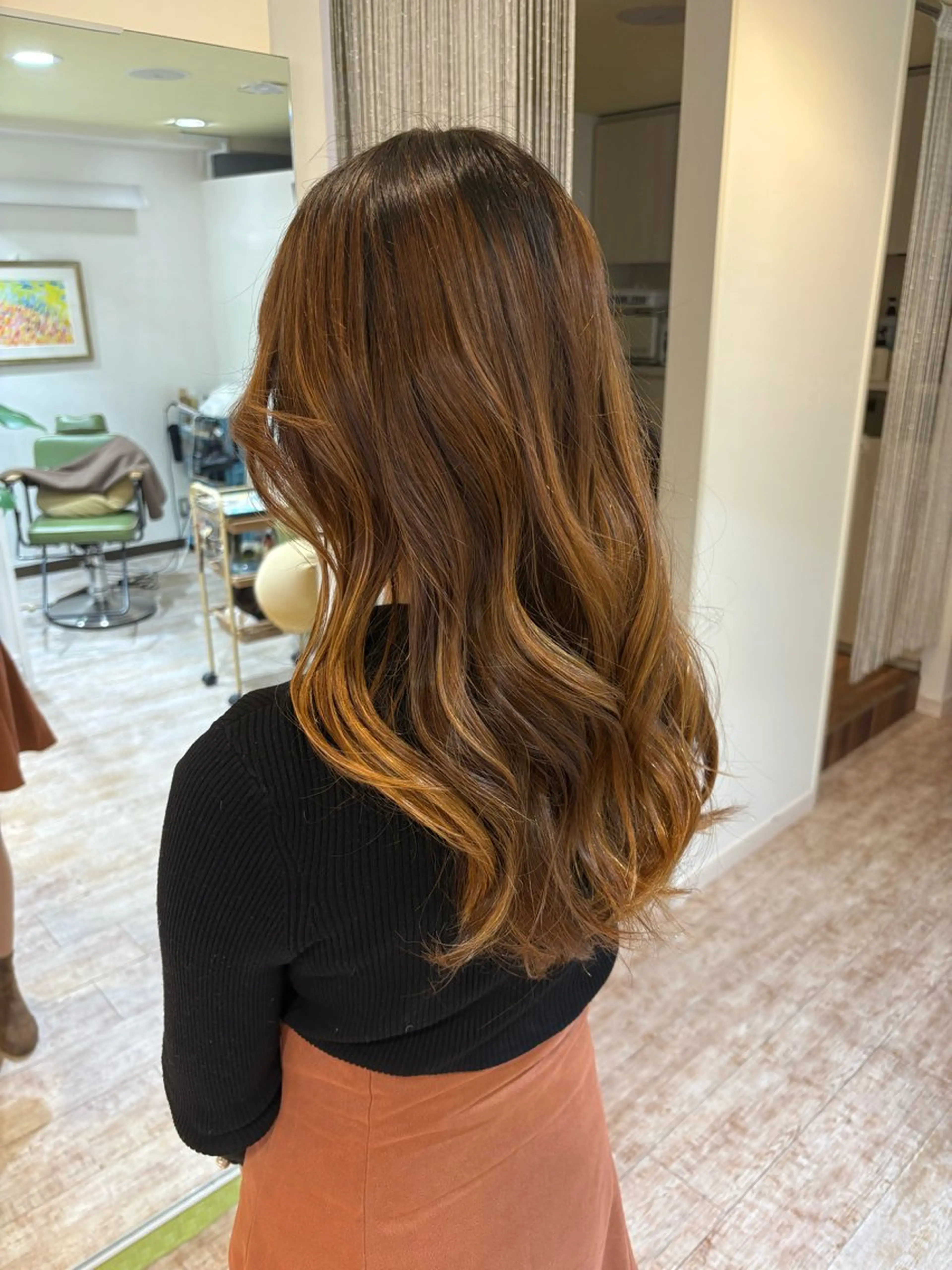 ロング ハイライト カット ヘアセット AIN.ANLY.所属・顔まわりカット/レイ ヤーカット/小池 祐のヘアスタイル