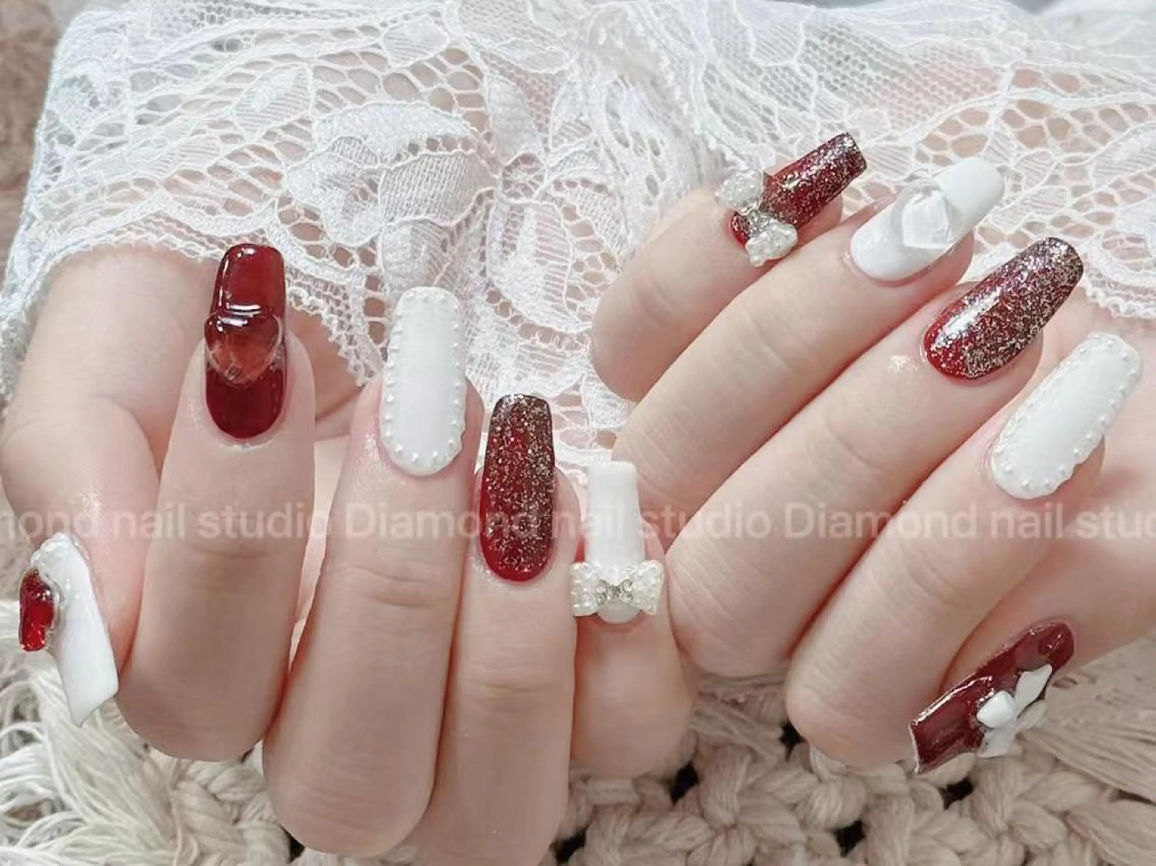 ミディアム ハンドネイル DIAMOND 💅のネイルデザイン