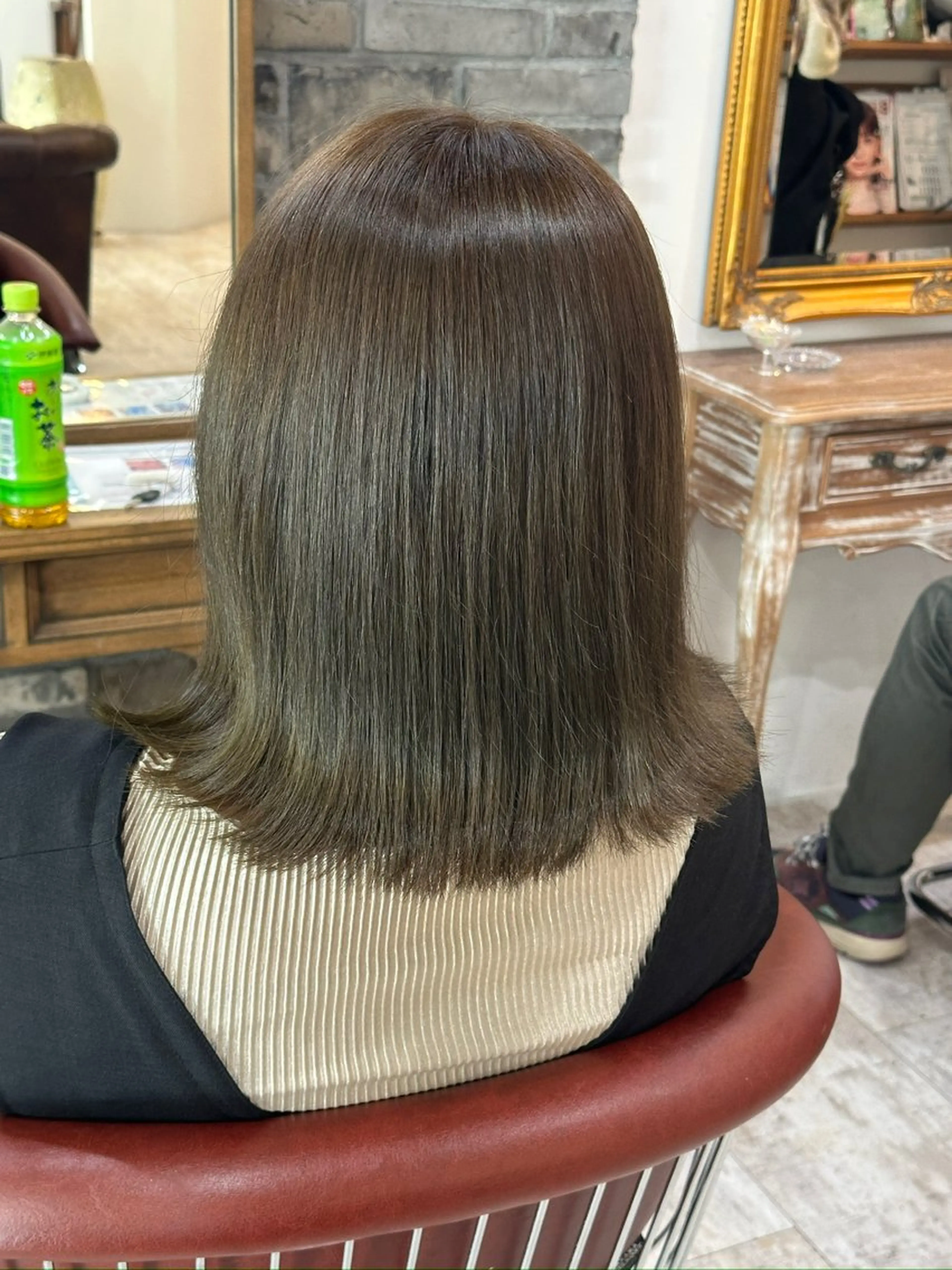 ミディアム ヘアカラー rebloom所属・山之内匠/艶カラー/ ハイトーン/ブリーチのヘアスタイル