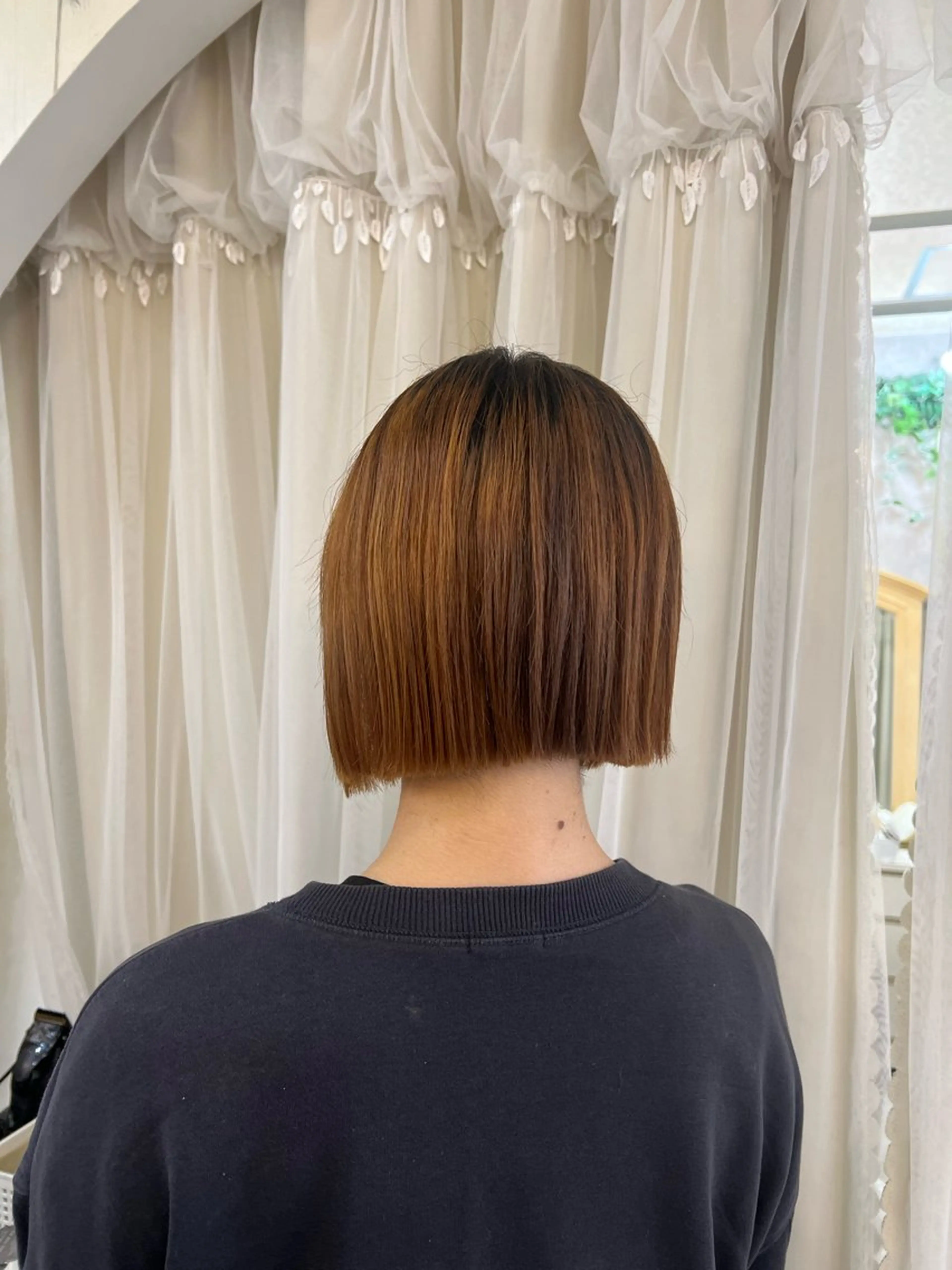 ショート 切りっぱなしボブ ボブ hairグラチア所属・新城 奈央のヘアスタイル