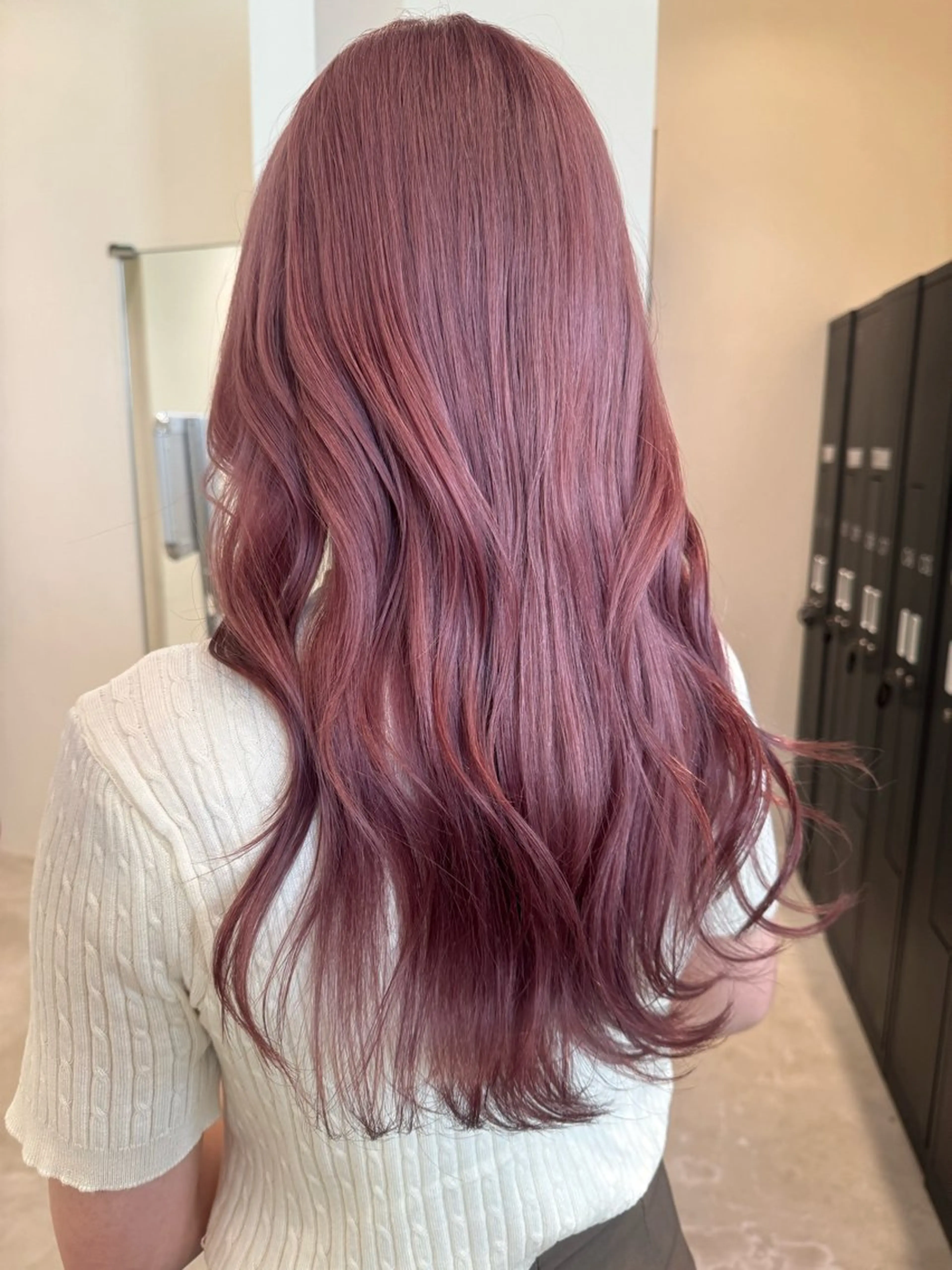 セミロング 銀座|透明感カラー |めぐ🫧のヘアスタイル