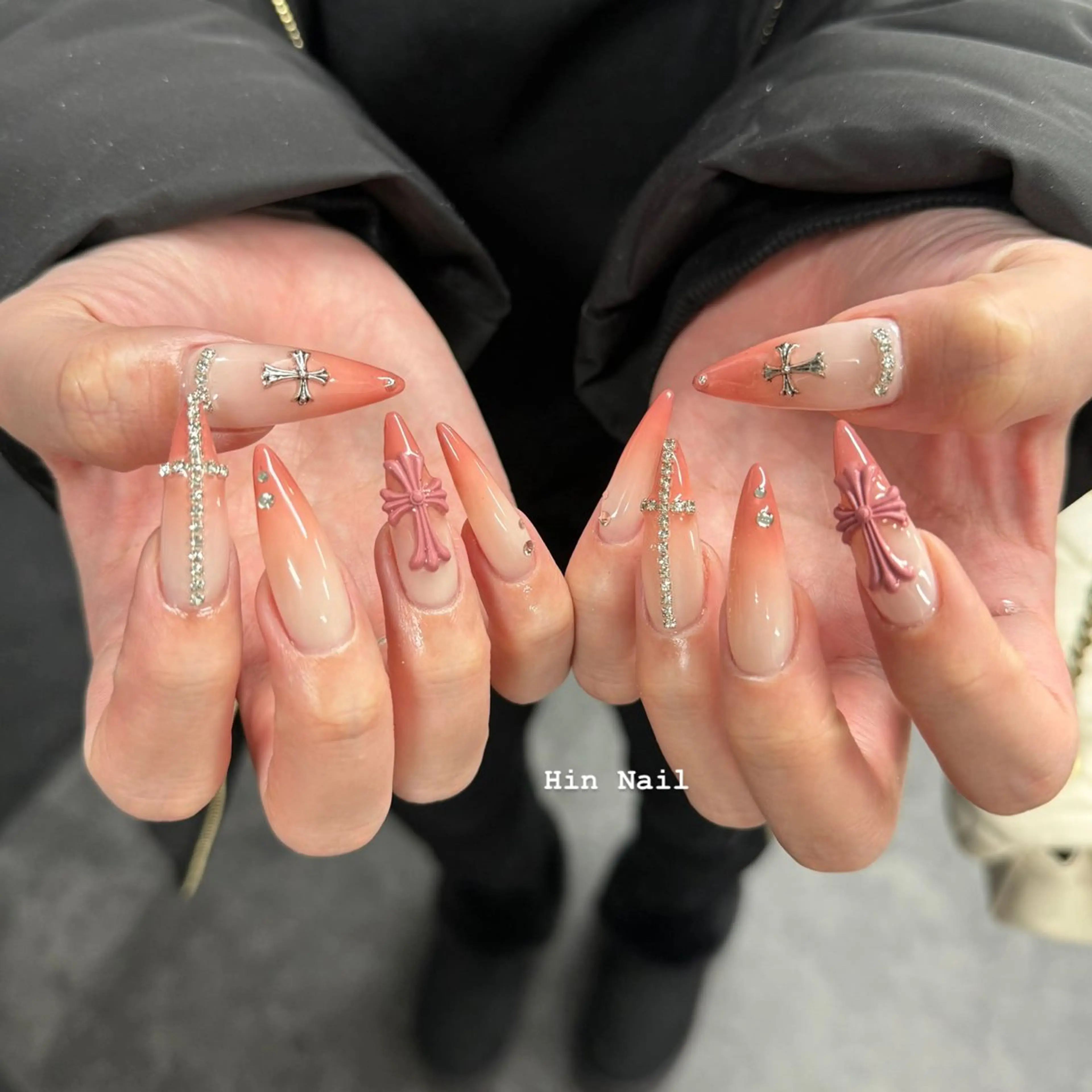 ネイル ハンドネイル HIN NAILのネイルデザイン