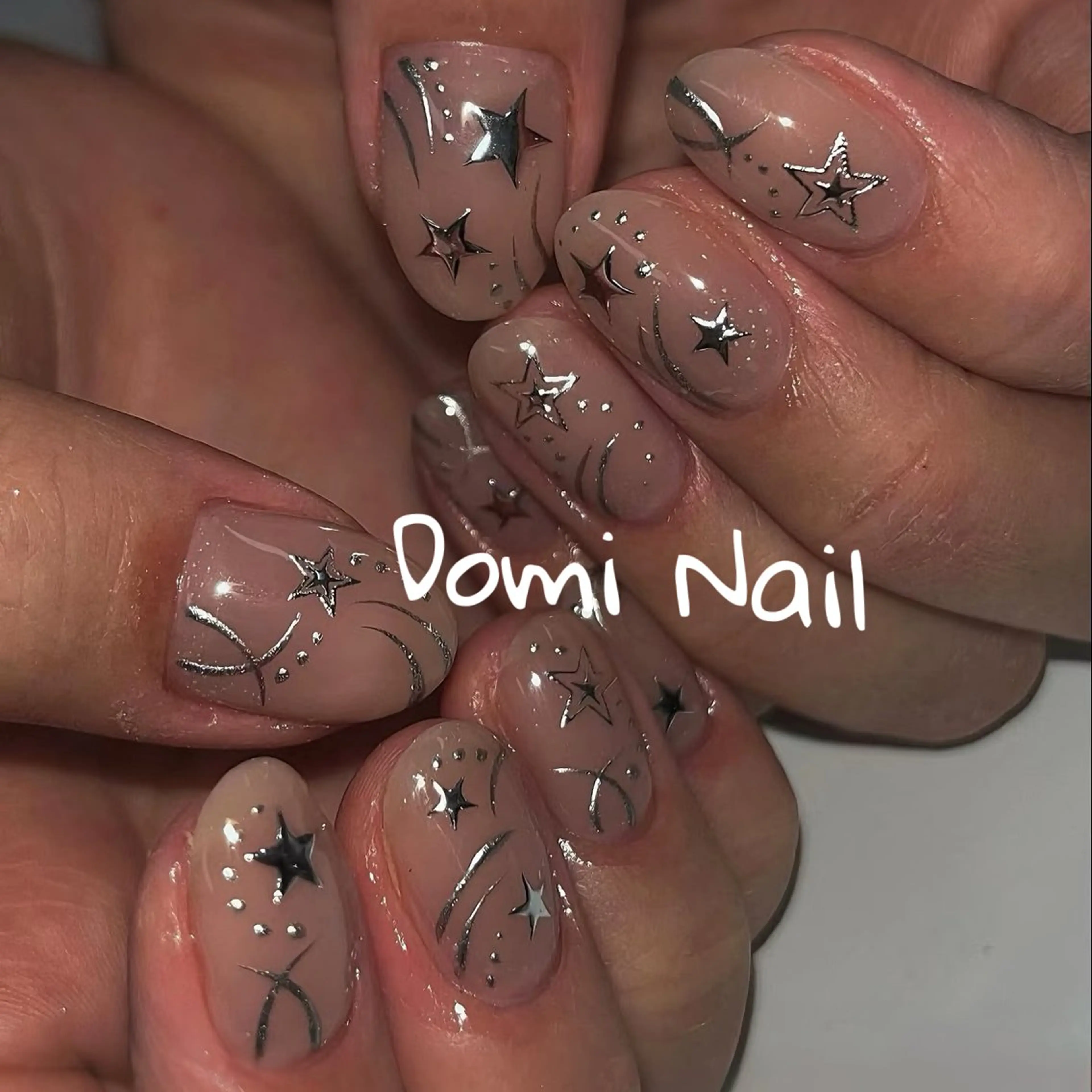 ネイル 持ち込み ハンドネイル Domi Nail Salonのネイルデザイン