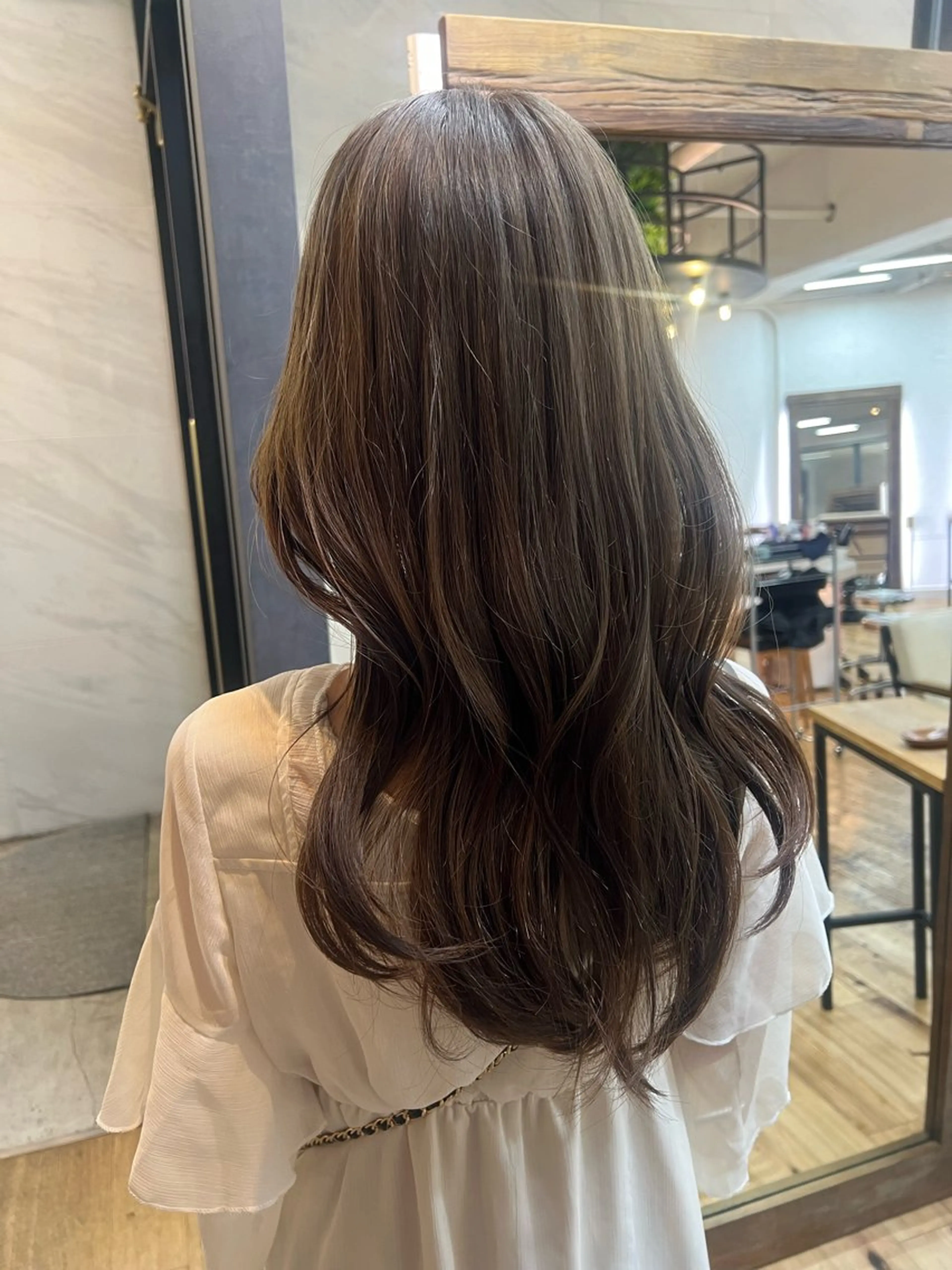 セミロング カット ヘアカラー 🩶韓国/似合わせ/ さわ🩶のヘアスタイル