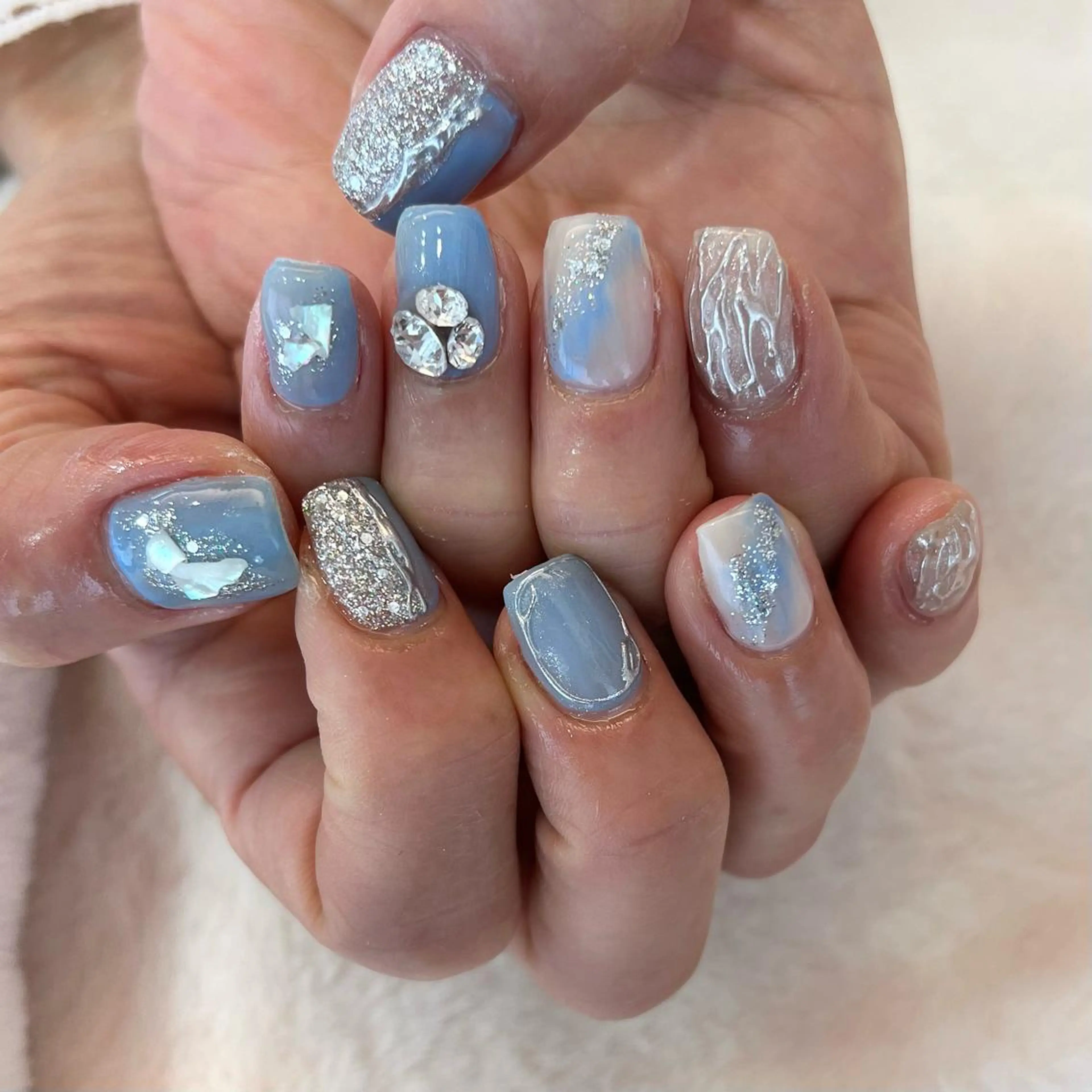 ネイル ハンドネイル フットネイル 河野 弥月のネイルデザイン