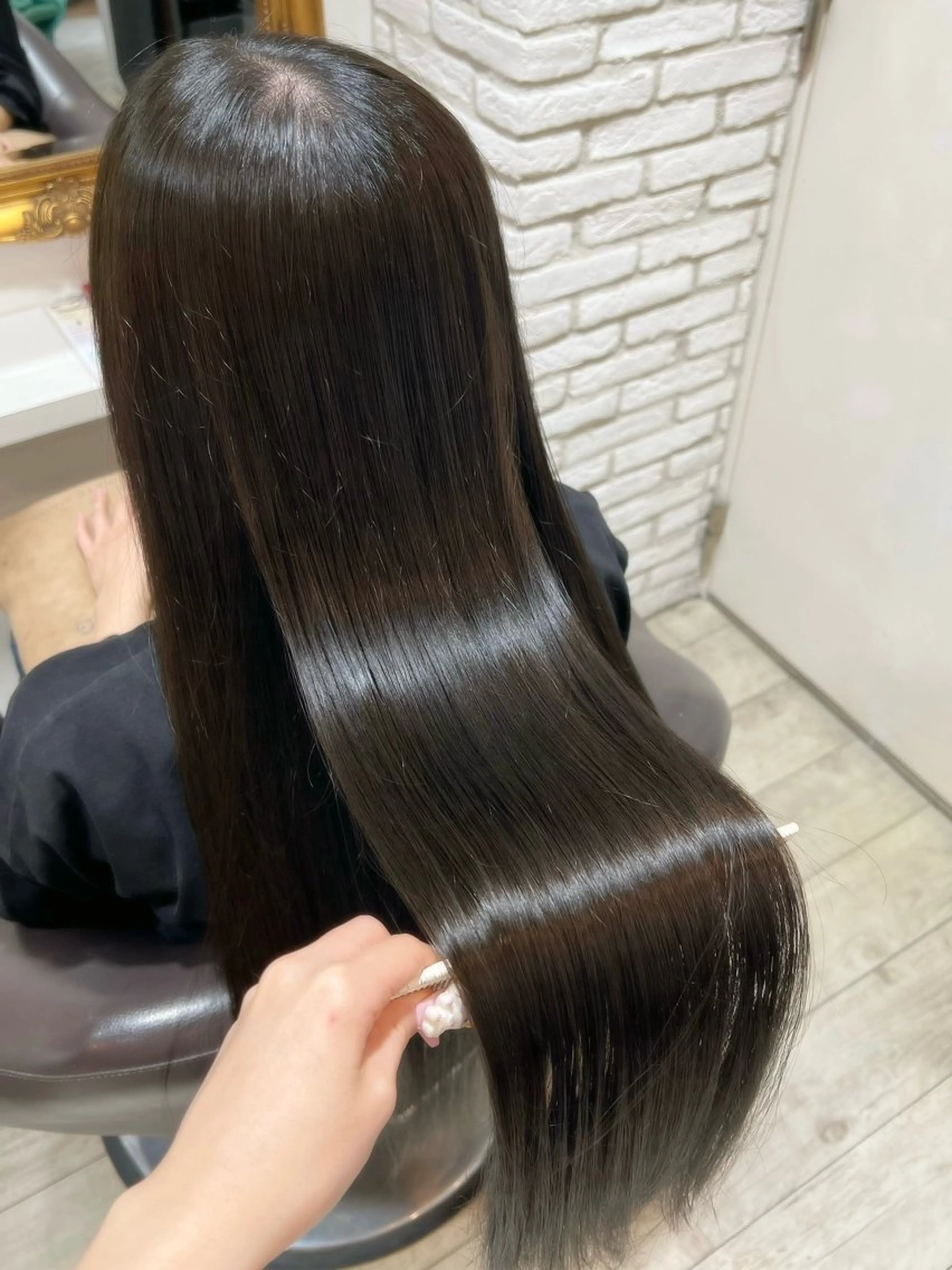 ロング カラー カット ヘアカラー トリートメント 上質髪🪐 AIRI🪷‧₊˚のヘアスタイル