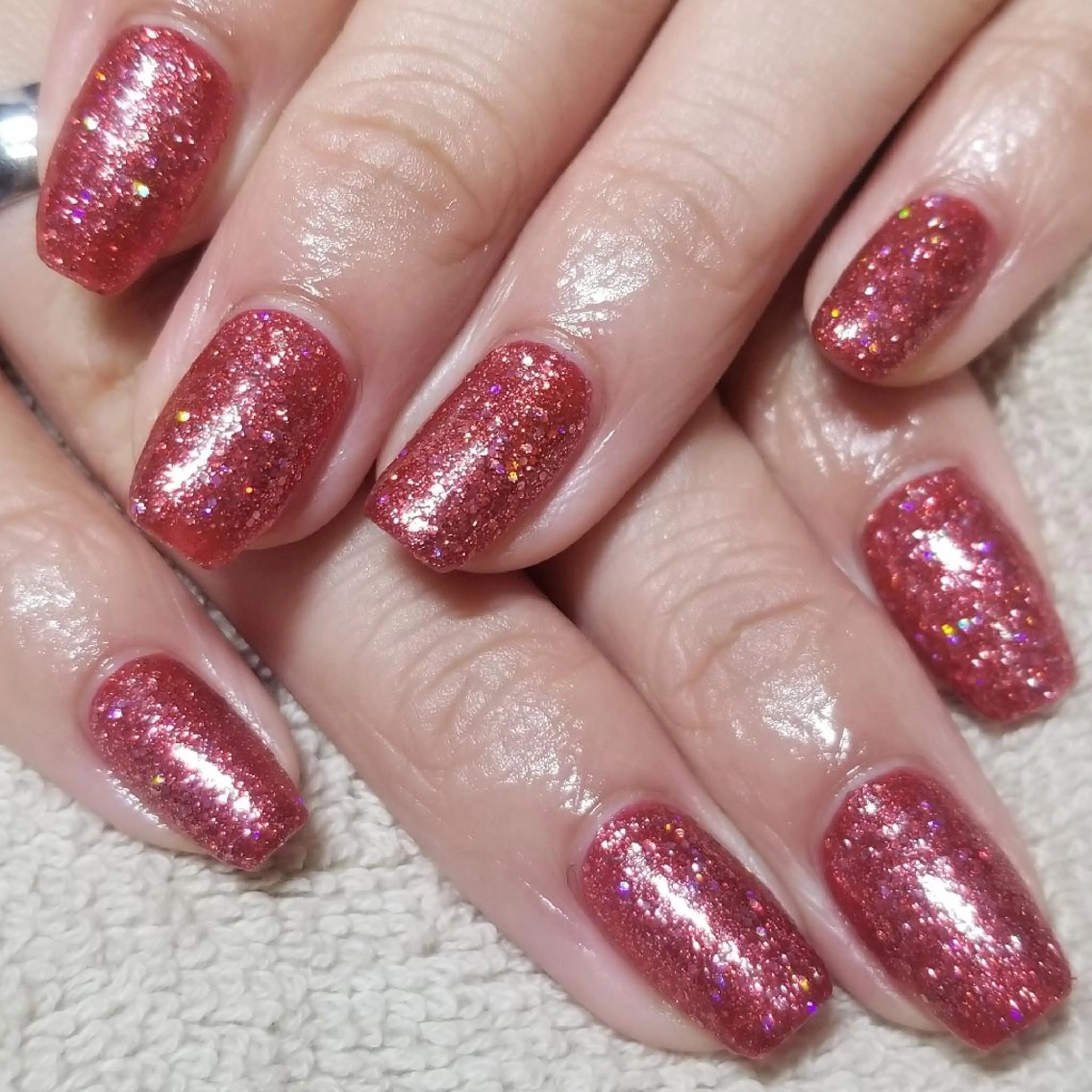 ネイル ラメ(グリッター) ワンカラーネイル 赤色 ハンドネイル よしだ ひろきのネイルデザイン