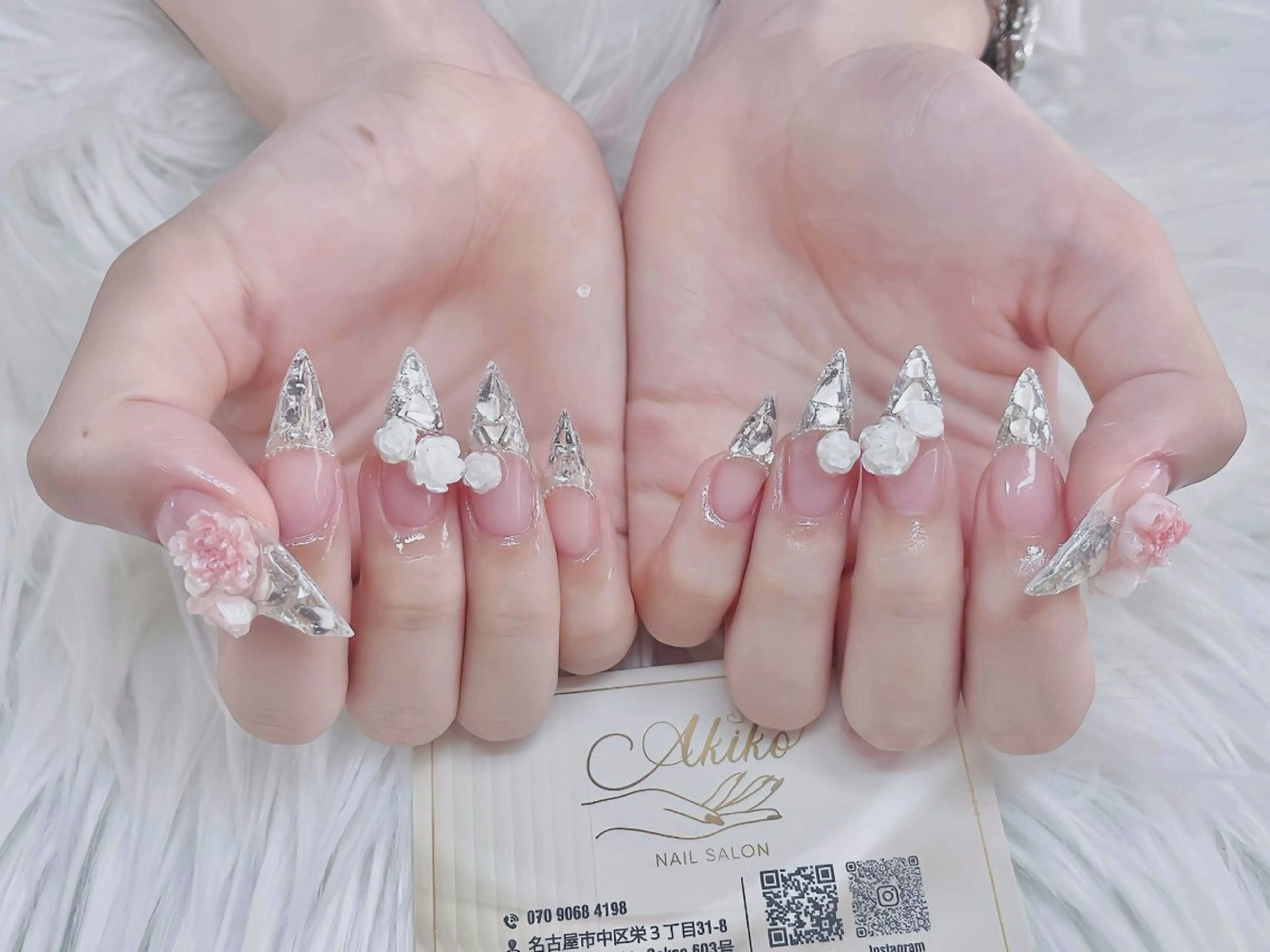 ネイル フットネイル ジェルネイル 韓国ネイル マグネットネイル 持ち込み ハンドネイル Akiko ネイルサロン所属・AKIKO ネイルサロンのネイルデザイン