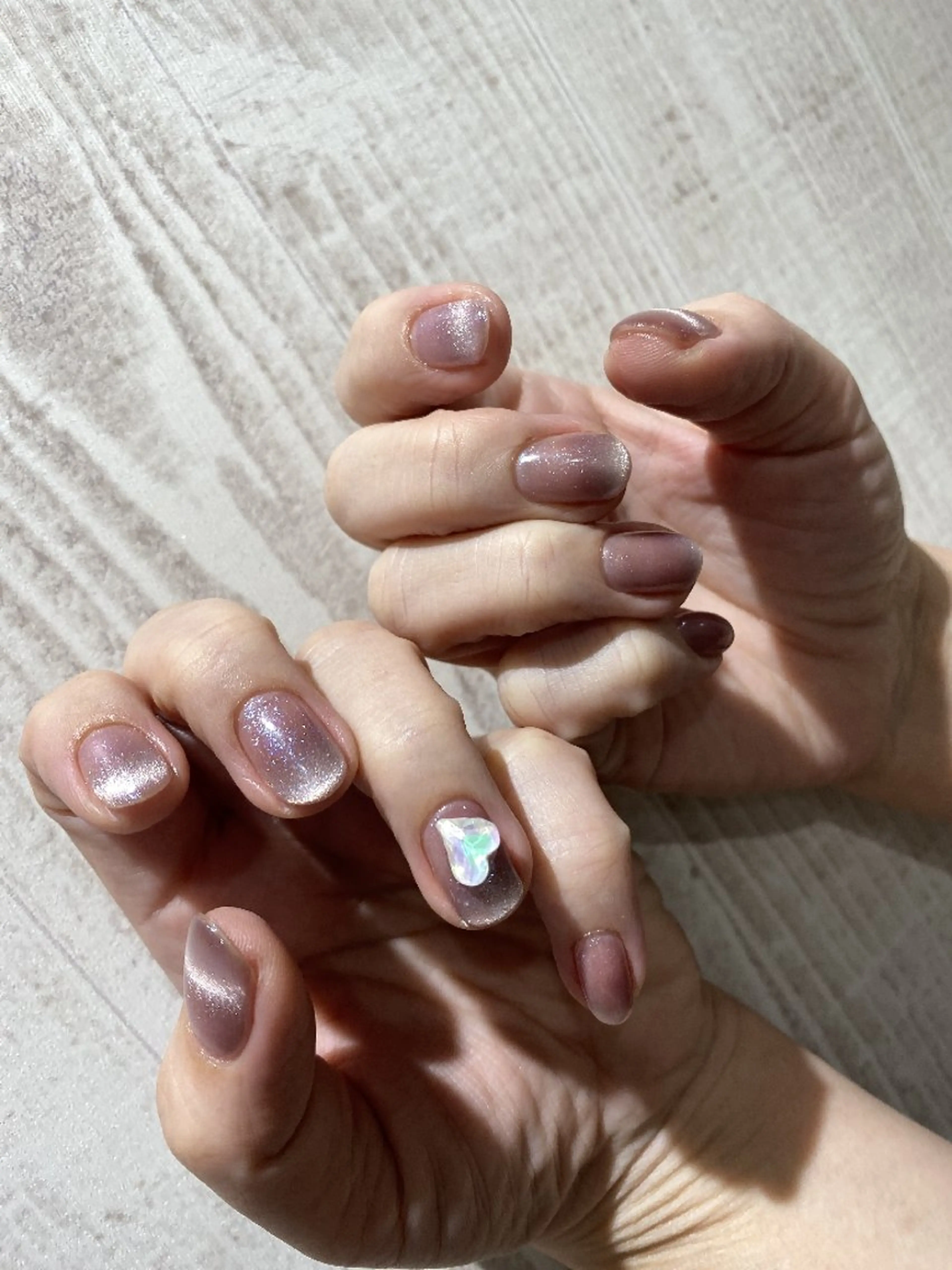 ネイル マグネットネイル 冬ネイル クリスマス ハンドネイル 13日3980円‼️ マグもデザインも◎のネイルデザイン