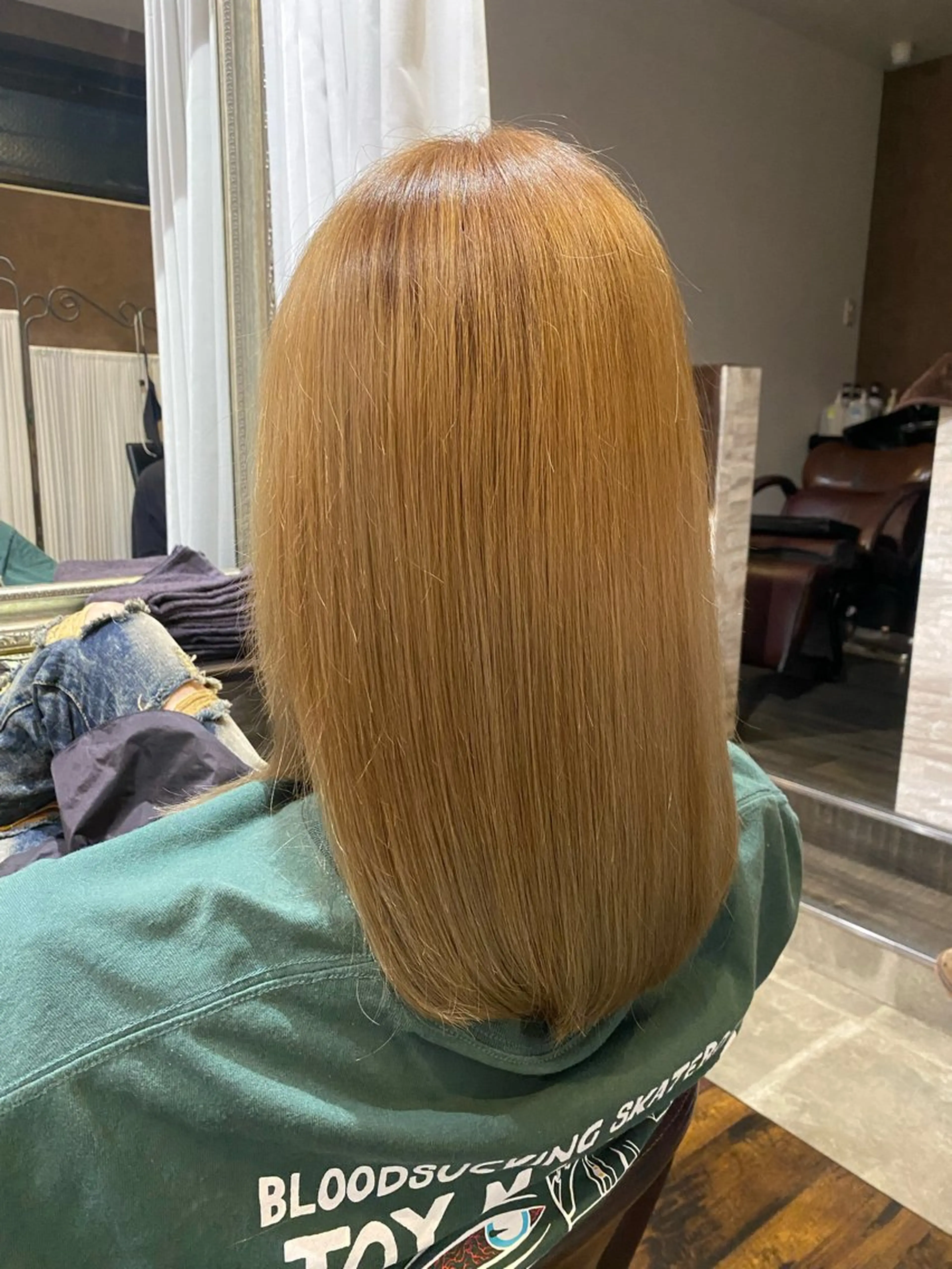 ダブルカラー（ブリーチ＋オンカラー）の写真