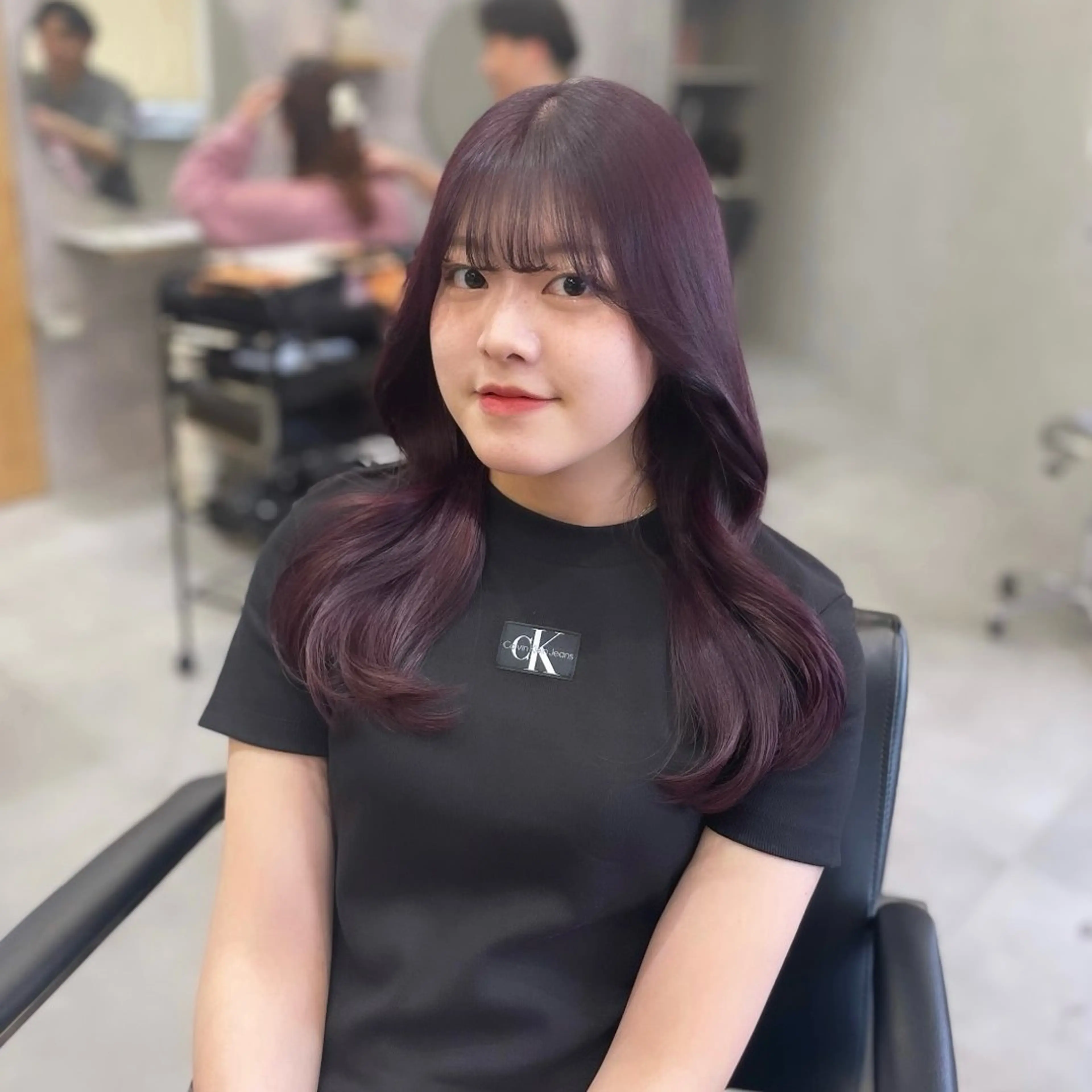 ロング カラー ブリーチ パープルカラー レイヤーカット カット ヘアカラー Rui/透明感カラー 暖色/レイヤーカットのヘアスタイル