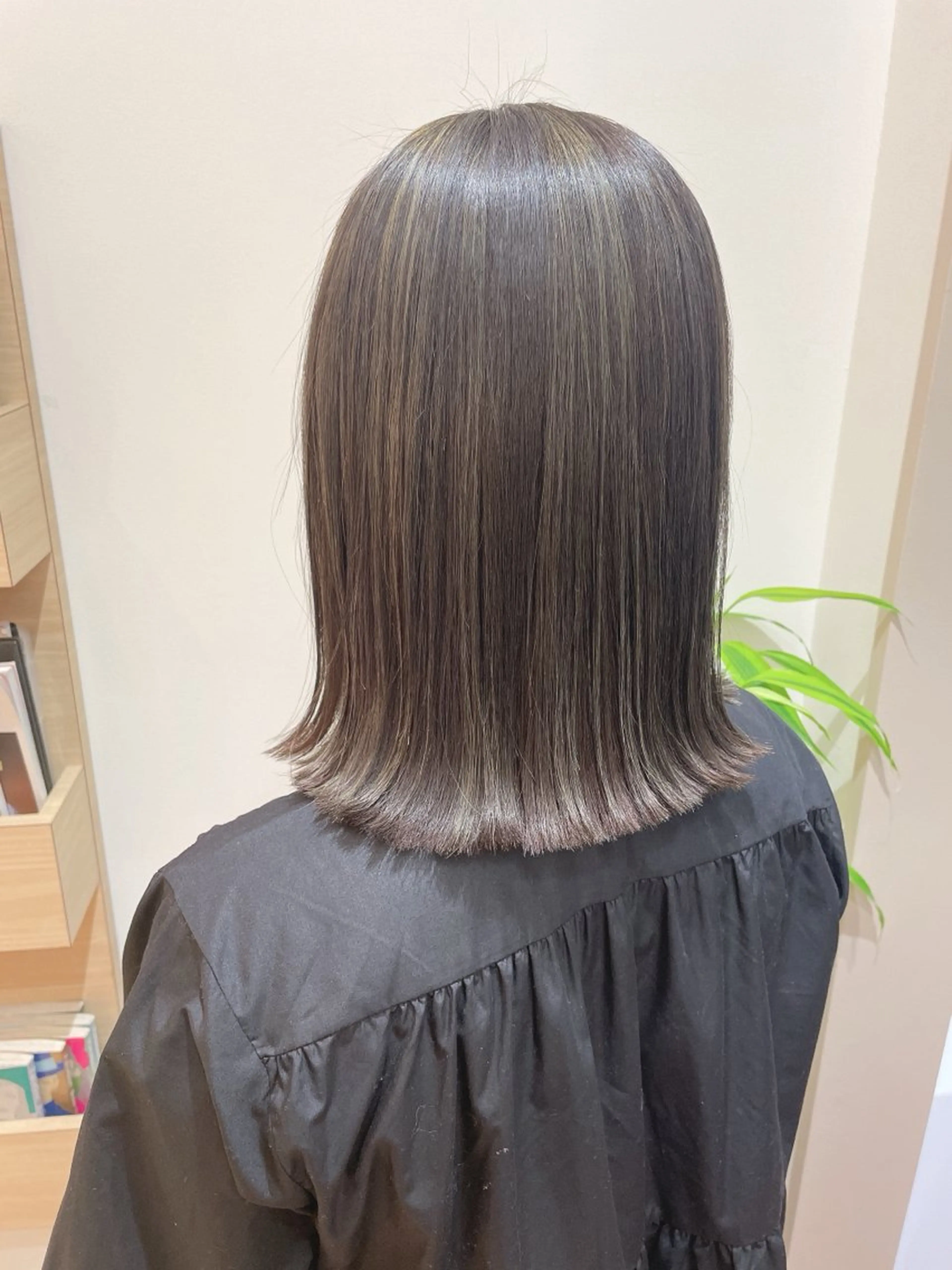 ミディアム カラー ハイライトカラー ハイライト 縮毛矯正 縮毛矯正 トリートメント 🤍美髪改善職人🤍 高橋　臣介 店長のヘアスタイル