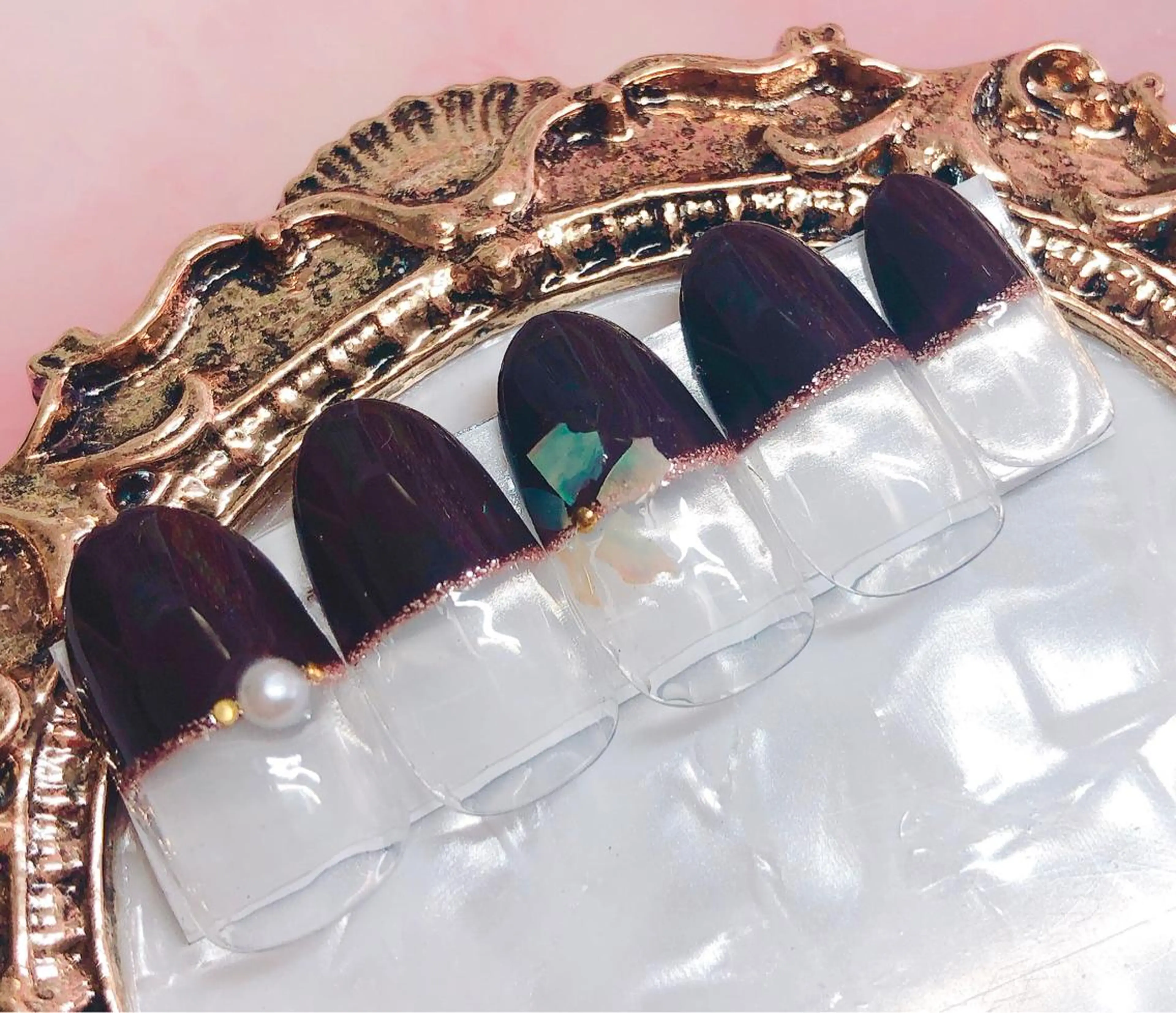 ネイル ハンドネイル CROWN プライベートサロンのネイルデザイン