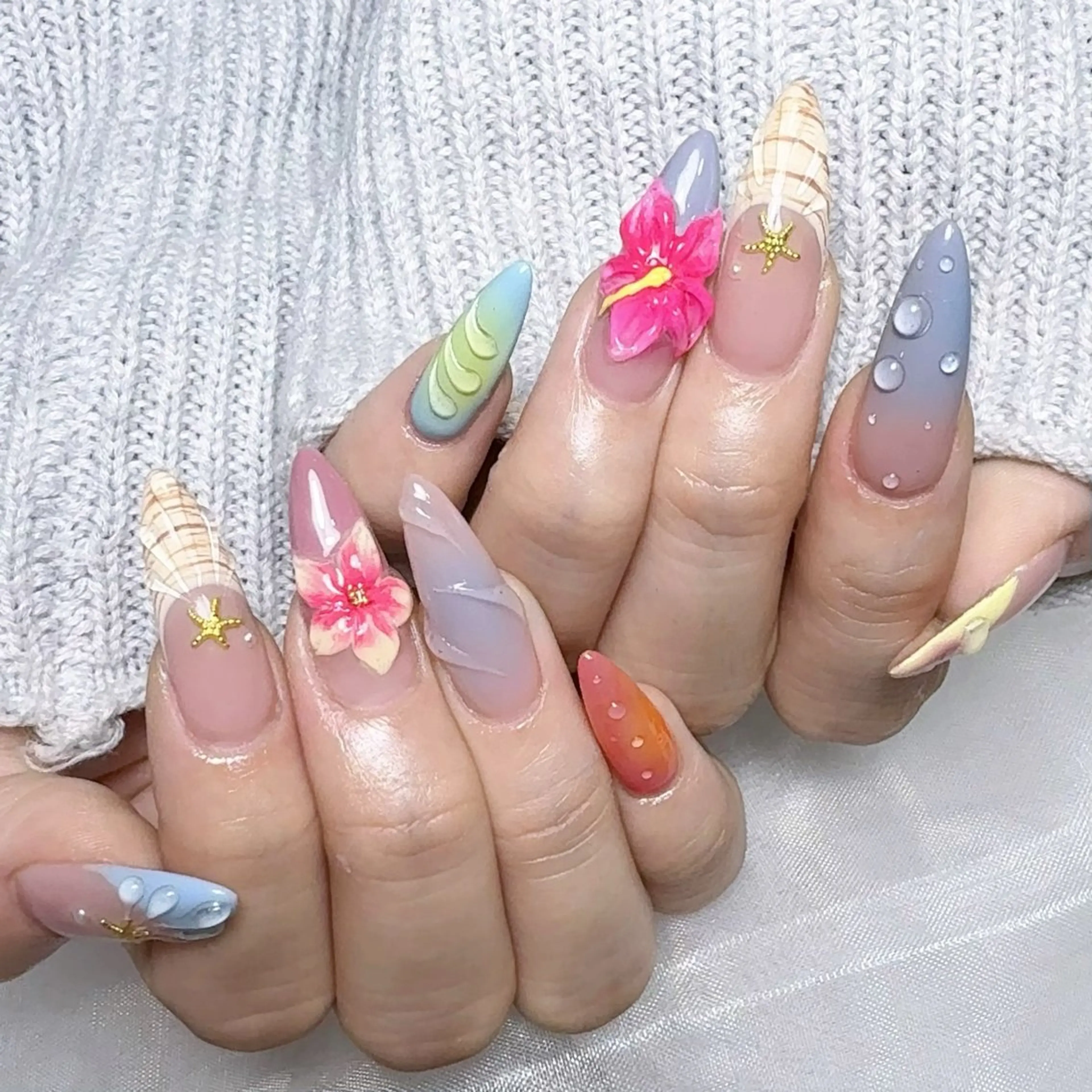 メンズ ネイル メンズ韓国風 アートネイル オーロラネイル ガーリー キラキラネイル ハンドネイル Nail salon 木にいるのネイルデザイン