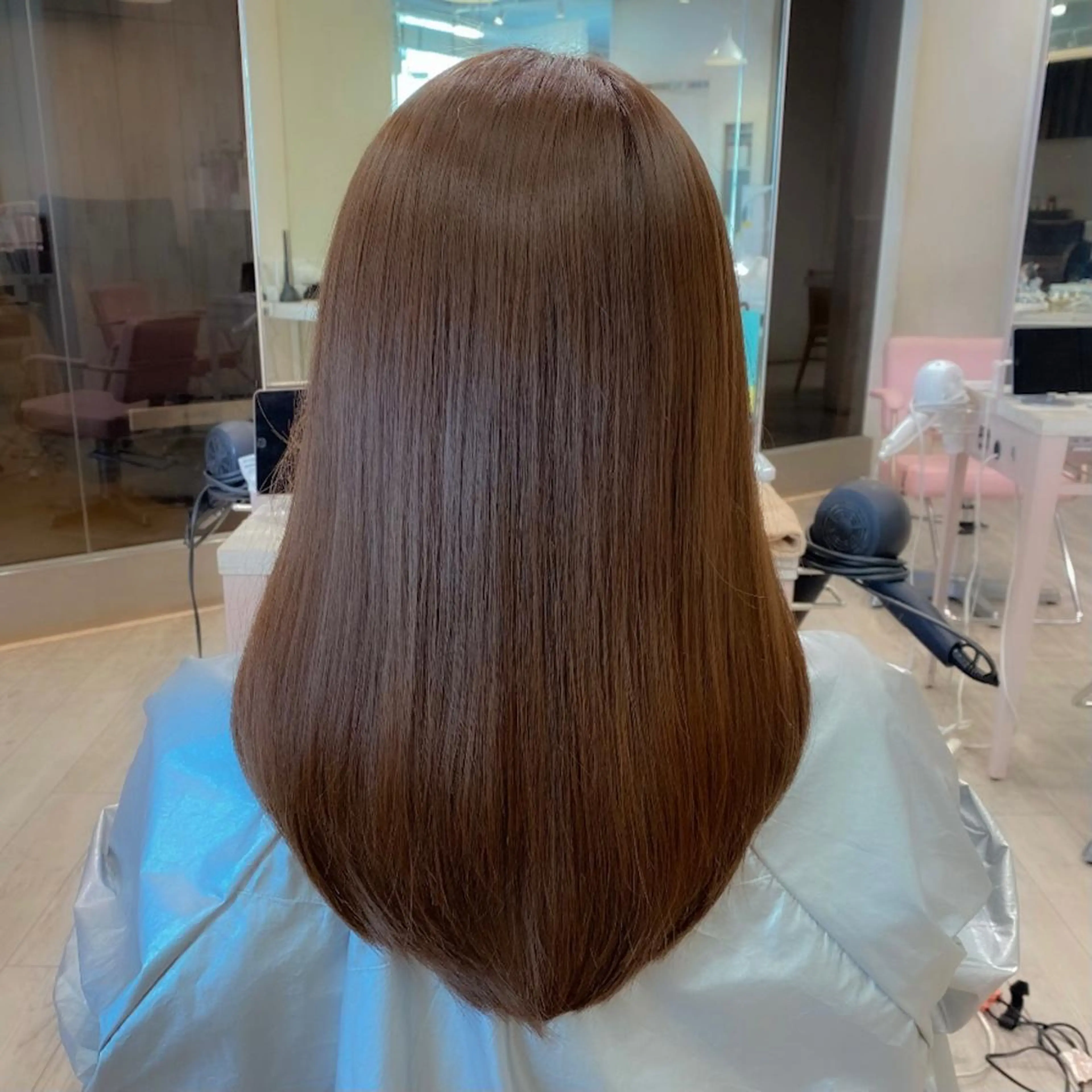 セミロング カラー On所属・顔まわりカット🌟 くびれヘア/寺門遥輝のヘアスタイル