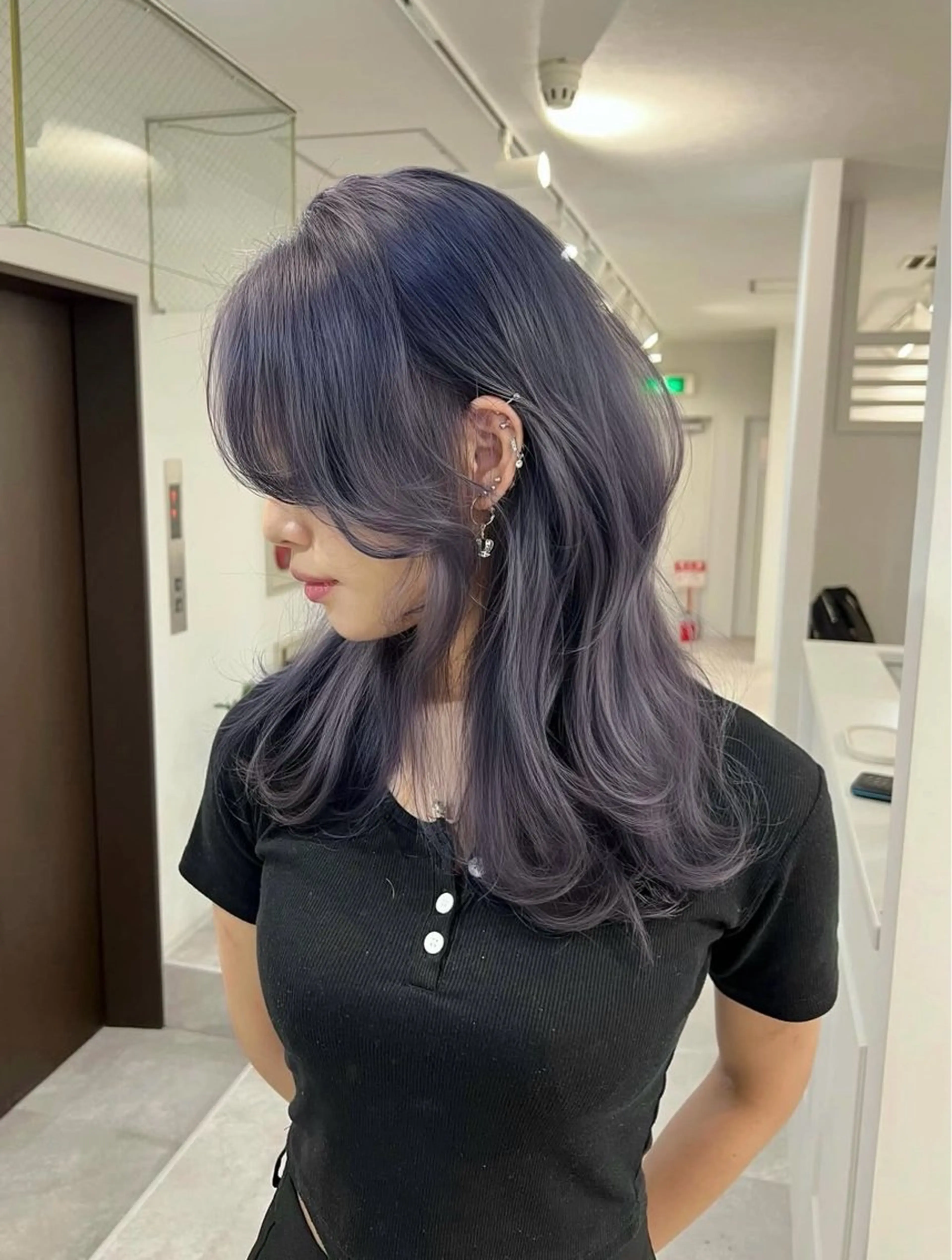 ミディアム カラー 透明感カラー グレージュ ハイトーンカラー ラベンダーカラー ラベンダーグレージュ ヘアカラー SEINA️️/烏丸 ブリーチ/ハイトーンのヘアスタイル