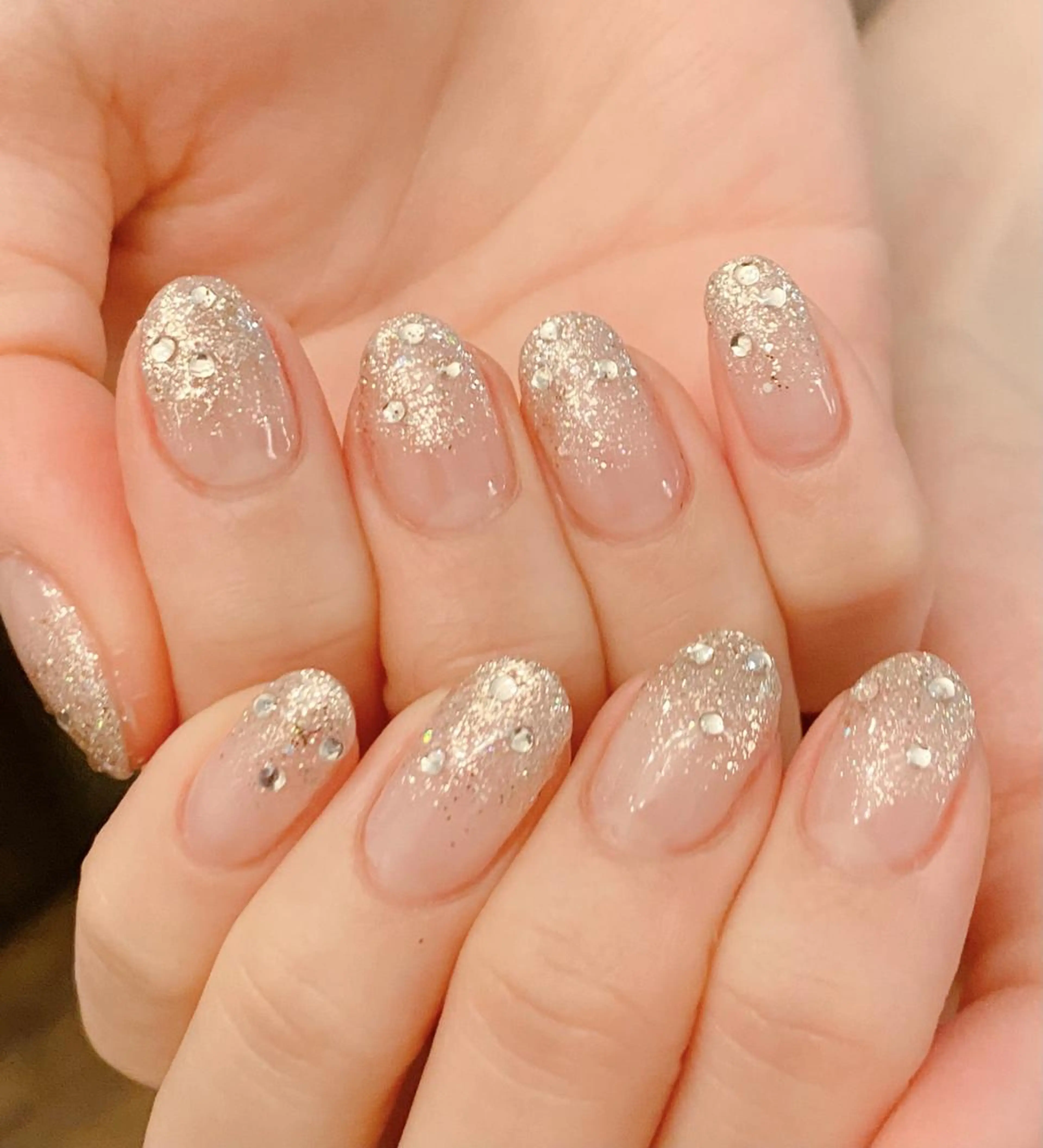 ネイル ゴールド グラデーション ラメ(グリッター) ラメグラデーション Daria. nailのマツエク・マツパデザイン