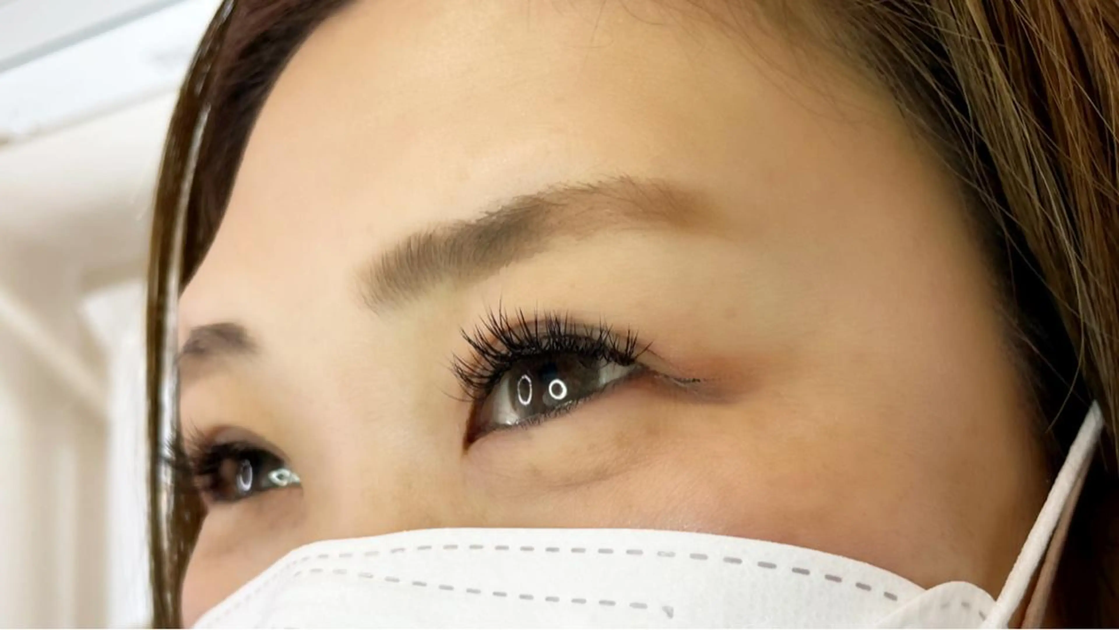 マツエク・マツパ アイブロウ 眉カラー 眉毛ワックス脱毛 付け放題 Cカール フラットラッシュ マツエク salonde CHANELのマツエク・マツパデザイン