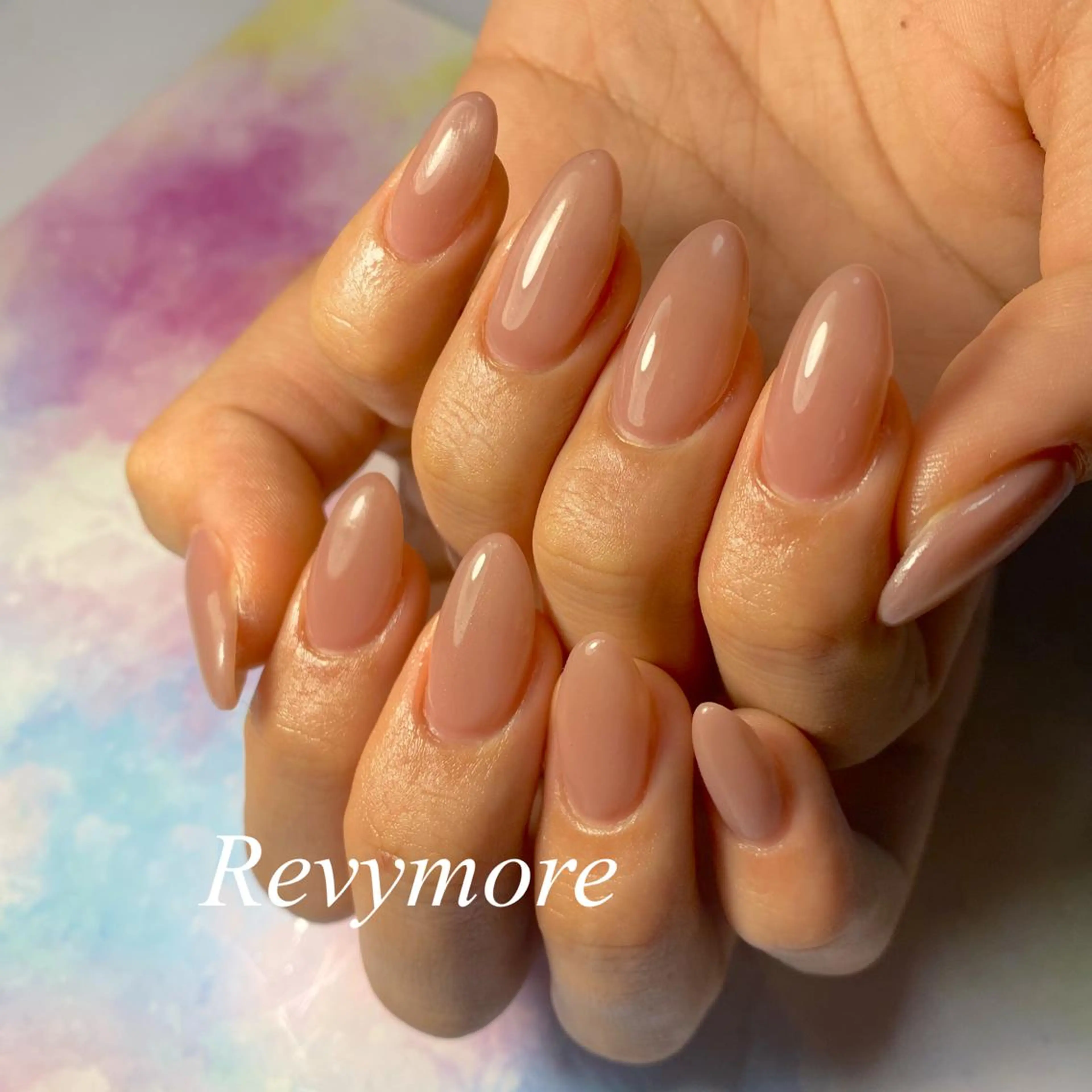 ミディアム ネイル ジェルネイル ニュアンスネイル オフィスネイル ワンカラーネイル ピンク nail salon Revymore所属・nail salon Revymoreのネイルデザイン
