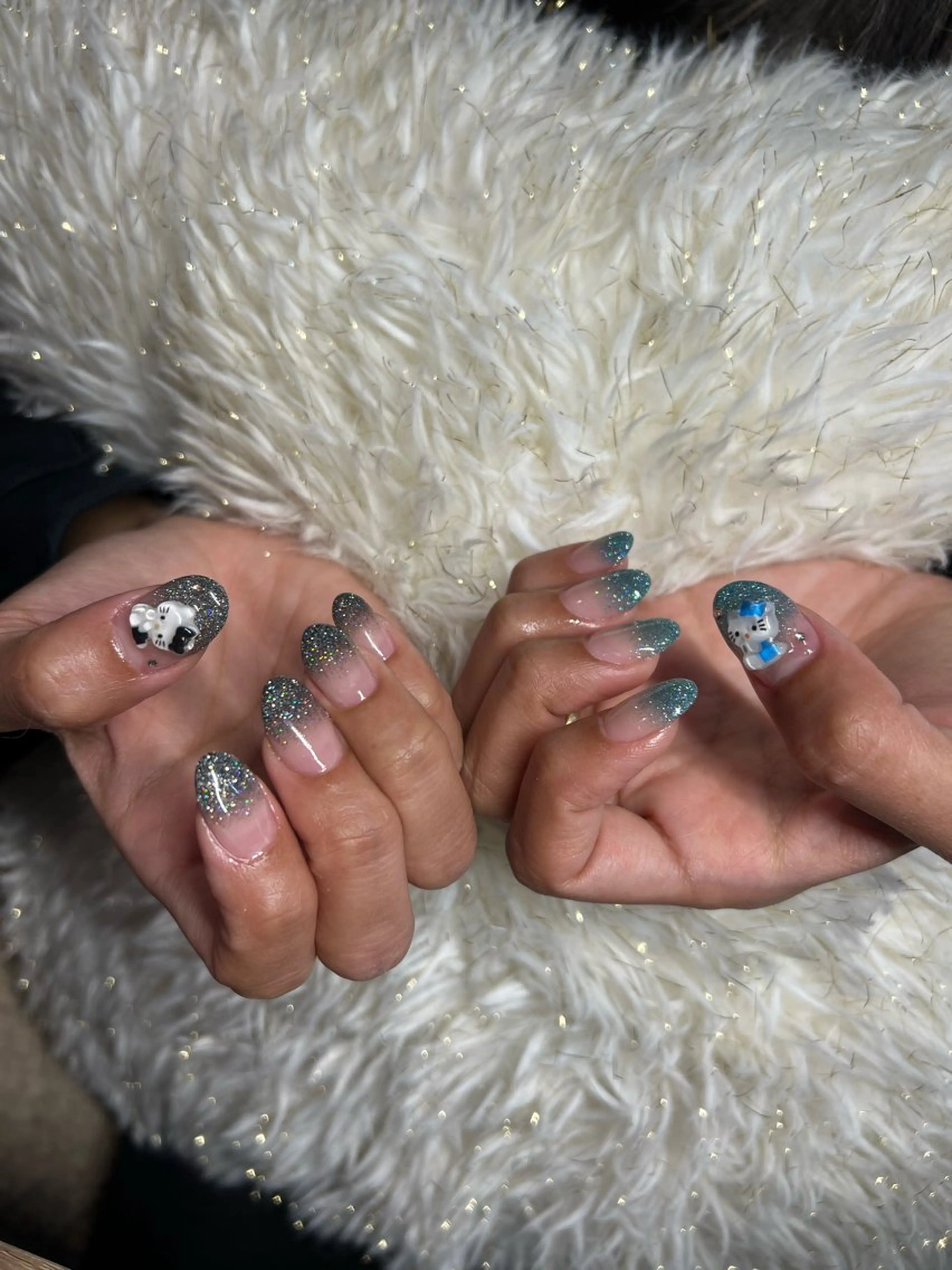 ネイル フラッシュネイル ジェルネイル グラデーション ラメ(グリッター) ラメグラデーション be.me yuunaのネイルデザイン