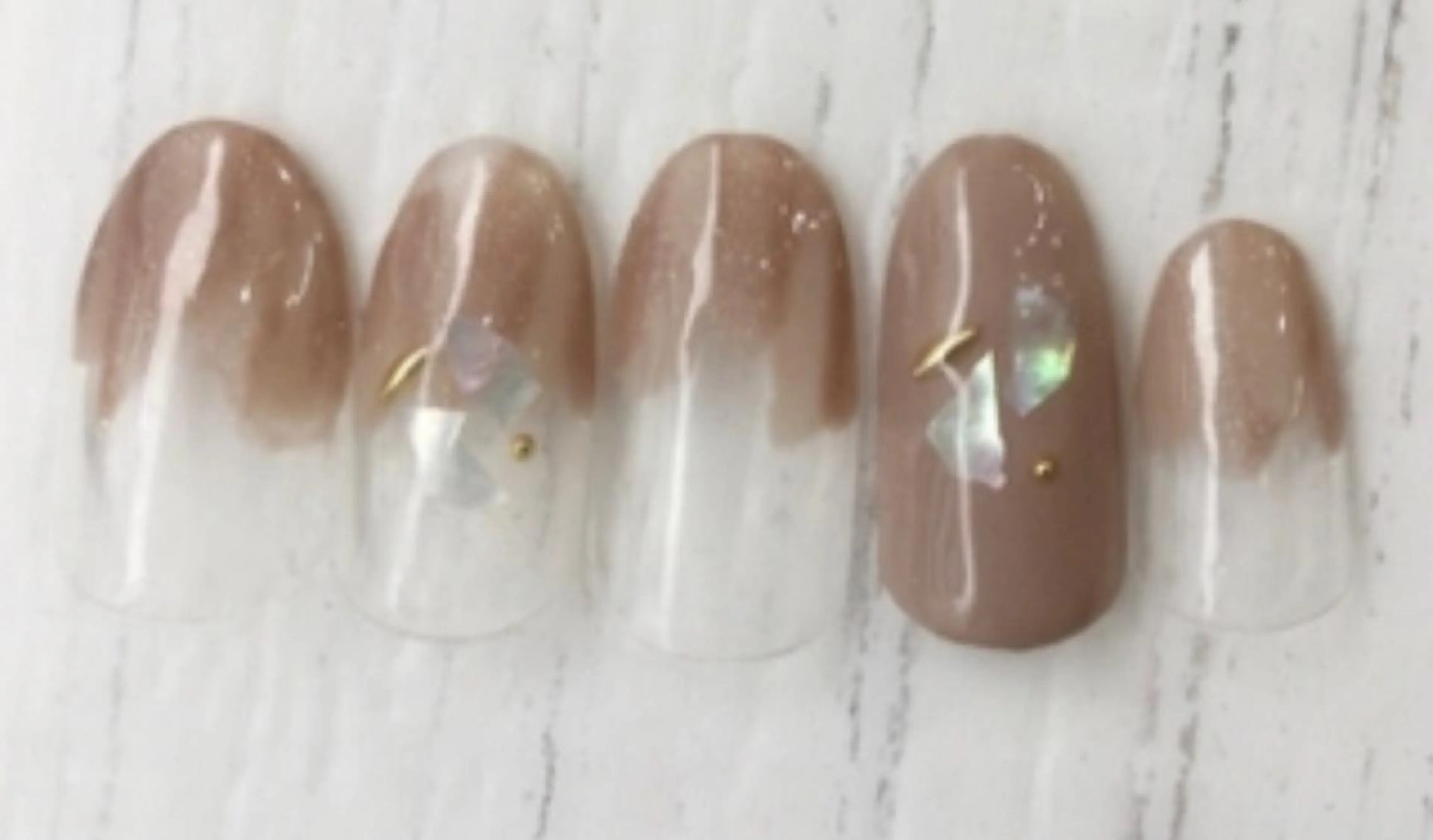 ネイル ハンドネイル ゲン レイカのネイルデザイン