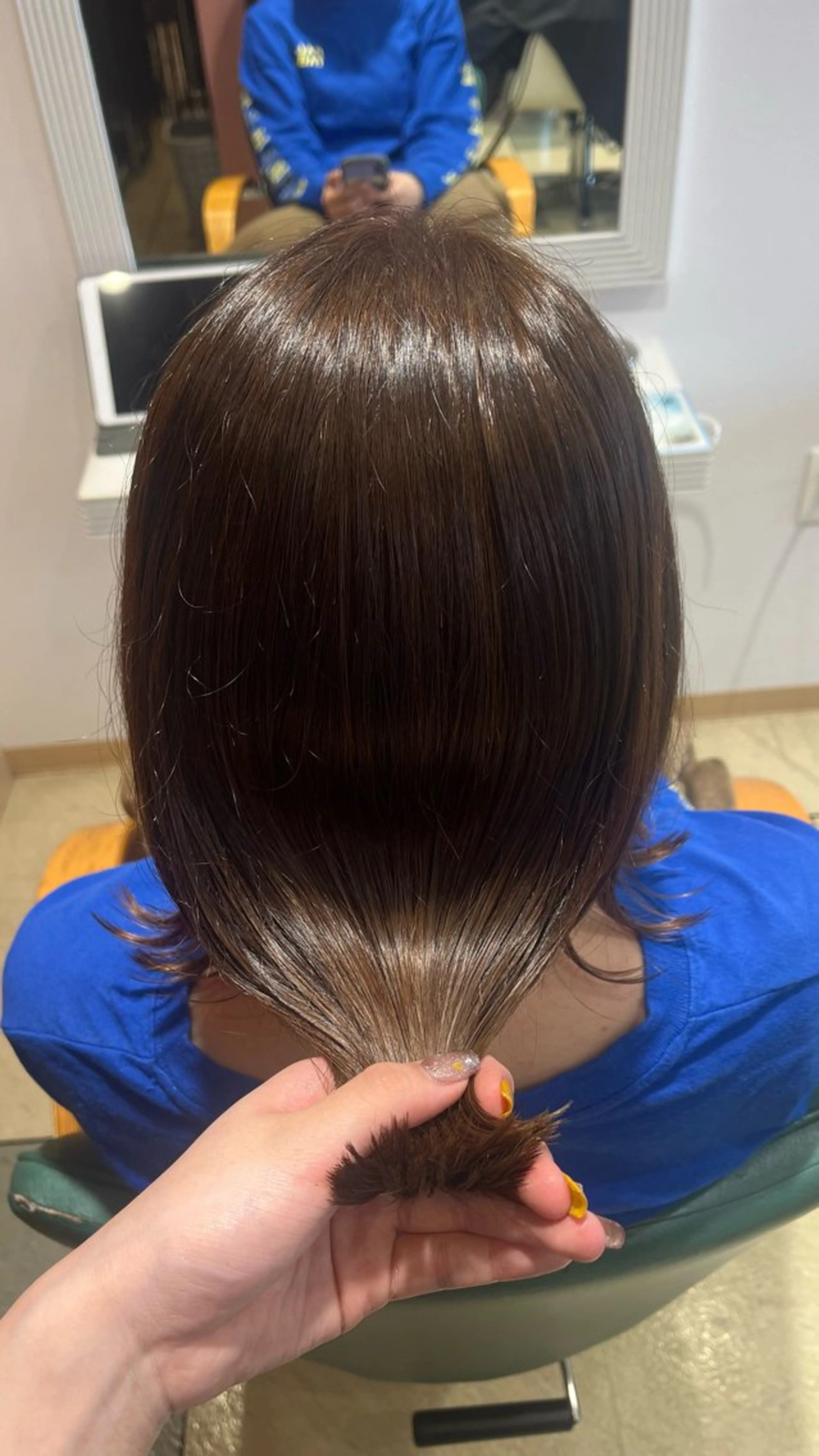 ミディアム カラー ベージュカラー⌇﻿ くびれヘア.𐙚心音のヘアスタイル