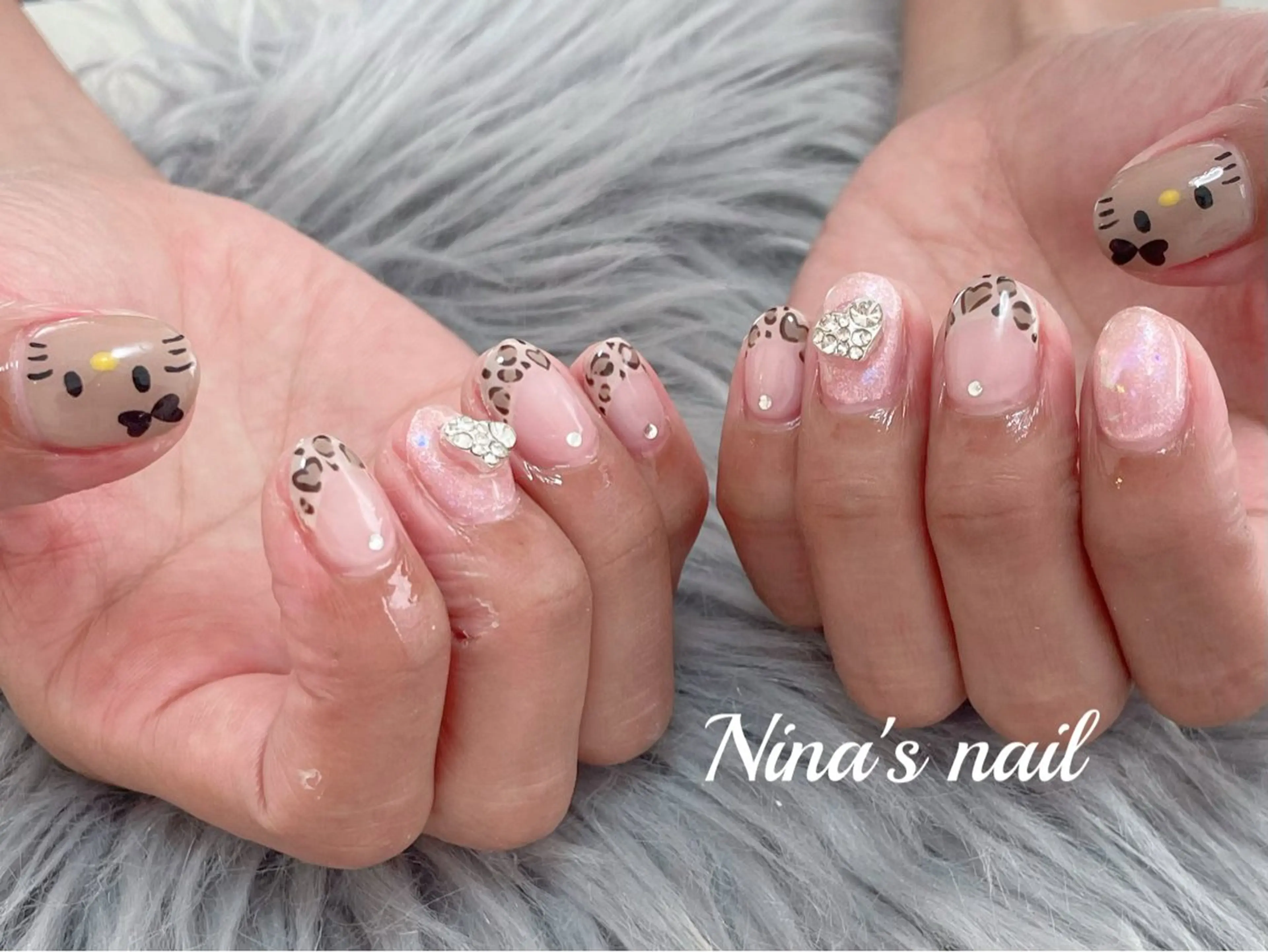 ネイル アニマル柄 フレンチネイル ハンドネイル Nina's nailのネイルデザイン