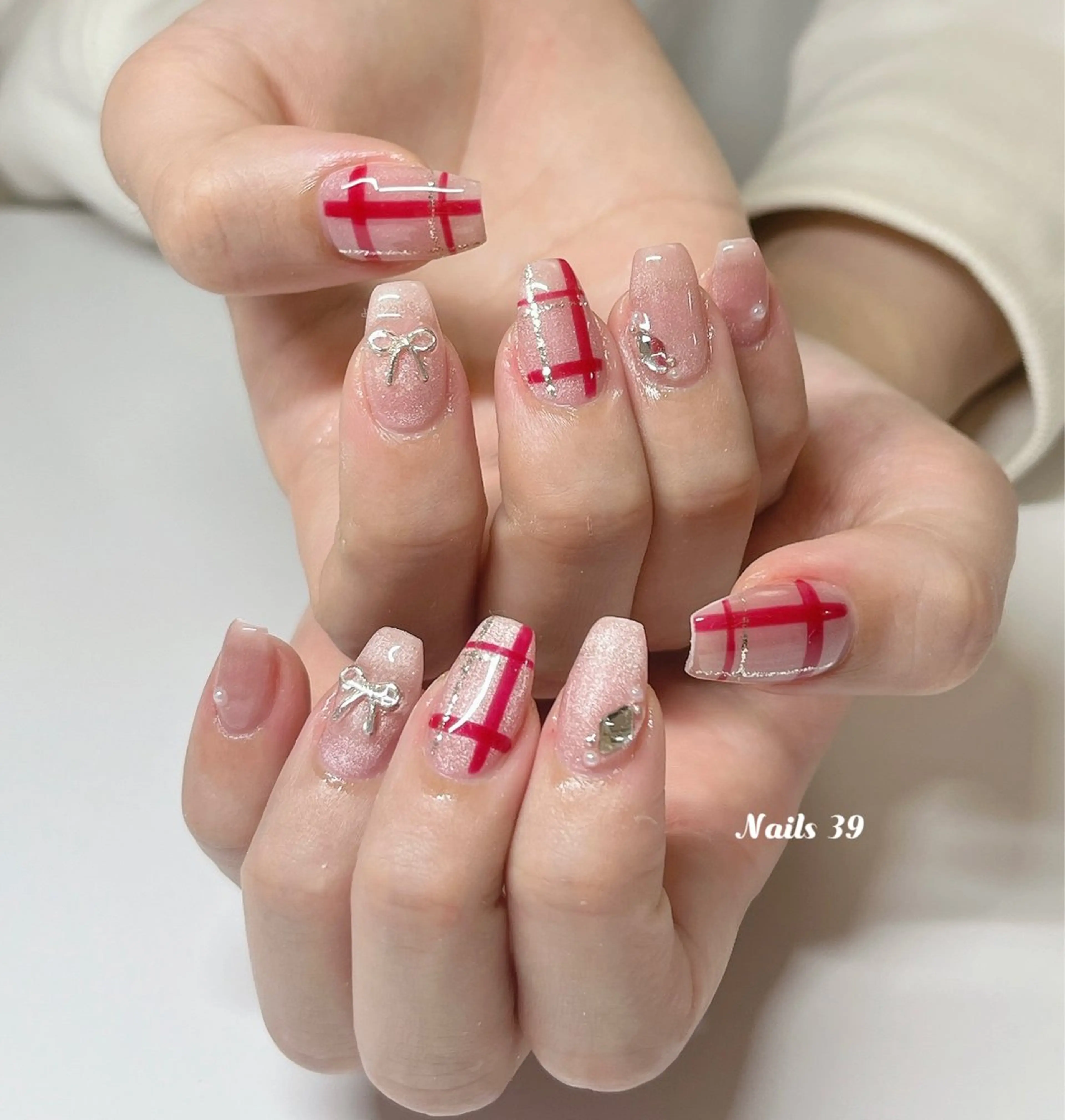 ネイル ハンドネイル Nails 39のネイルデザイン