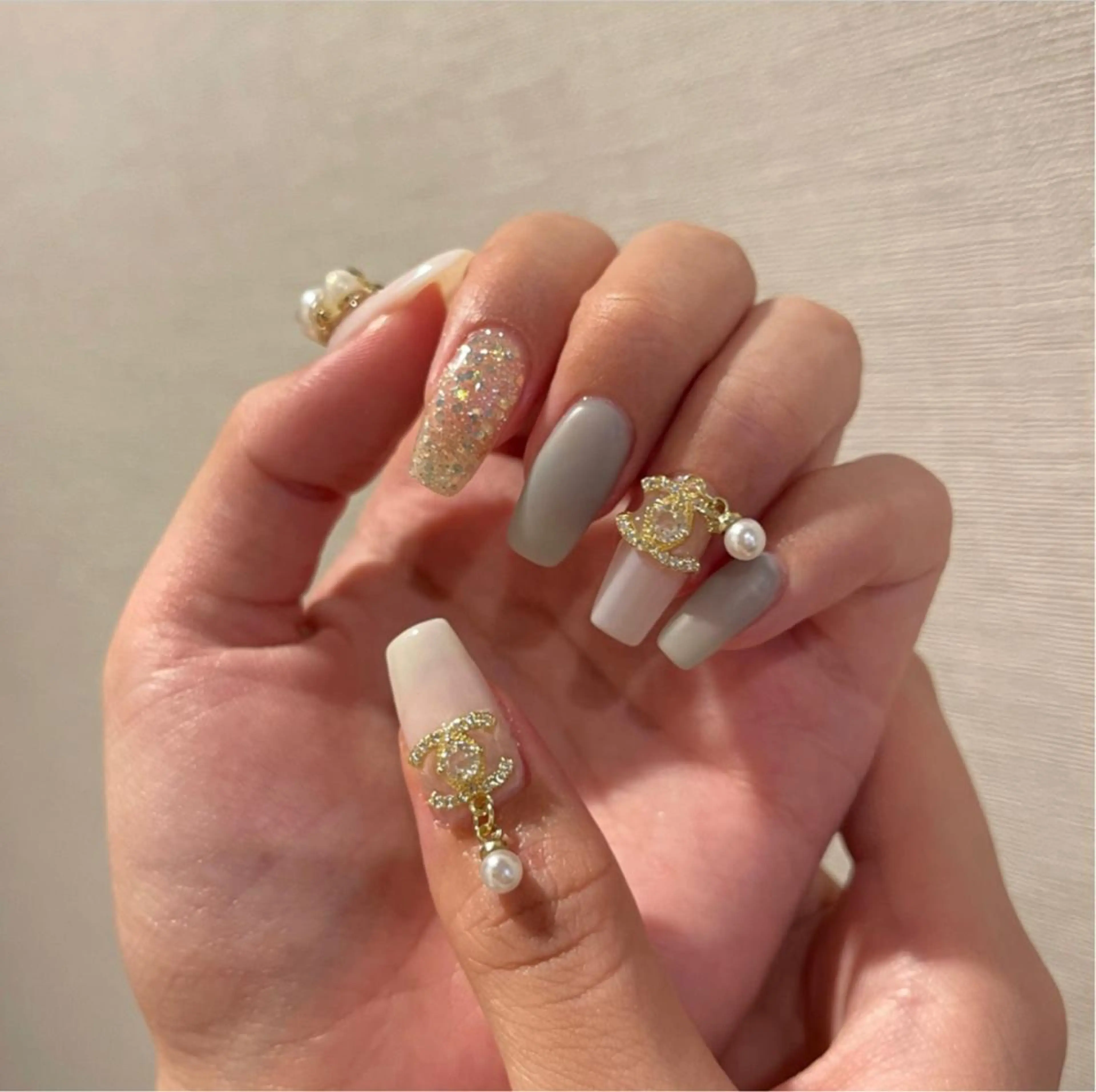 ネイル ハンドネイル 👍thumbs up nail👍のネイルデザイン